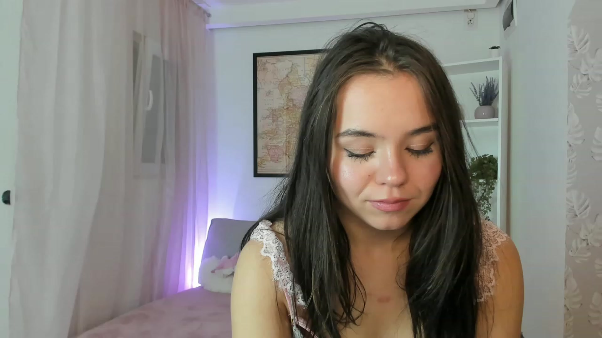 Gallery image thumbnail from Katie_Nice's myfreecams stream on, 12/29/2022, 20:00 image 5 of 20