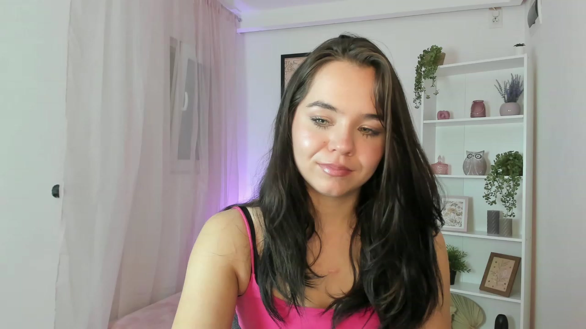 Gallery image thumbnail from Katie_Nice's myfreecams stream on, 12/30/2022, 18:40 image 15 of 20