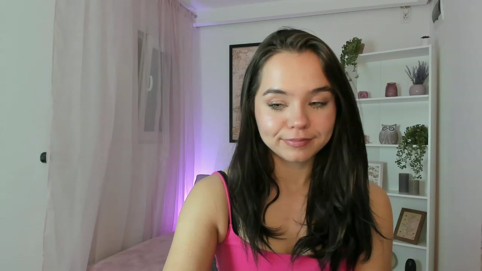 Gallery image thumbnail from Katie_Nice's myfreecams stream on, 12/30/2022, 18:40 image 9 of 20
