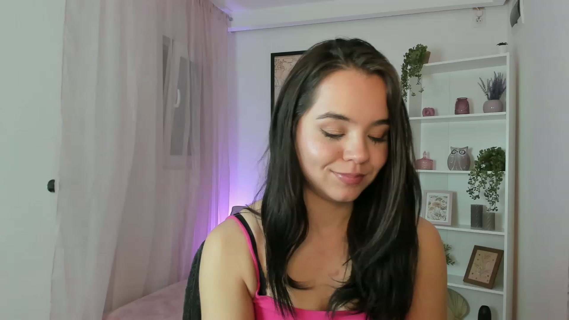 Gallery image thumbnail from Katie_Nice's myfreecams stream on, 12/30/2022, 18:40 image 7 of 20