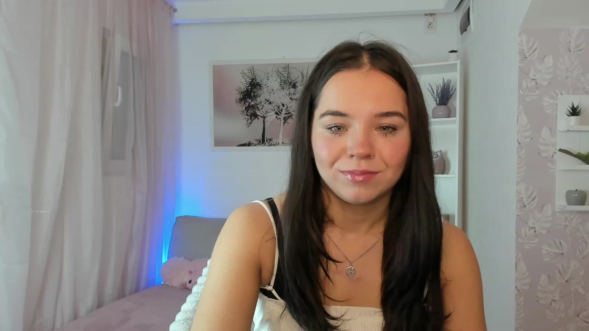 Gallery image thumbnail from Katie_Nice's myfreecams stream on, 01/25/2023, 20:41 image 14 of 20