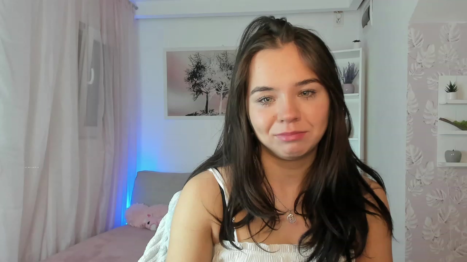 Gallery image thumbnail from Katie_Nice's myfreecams stream on, 01/26/2023, 24:06 image 15 of 20