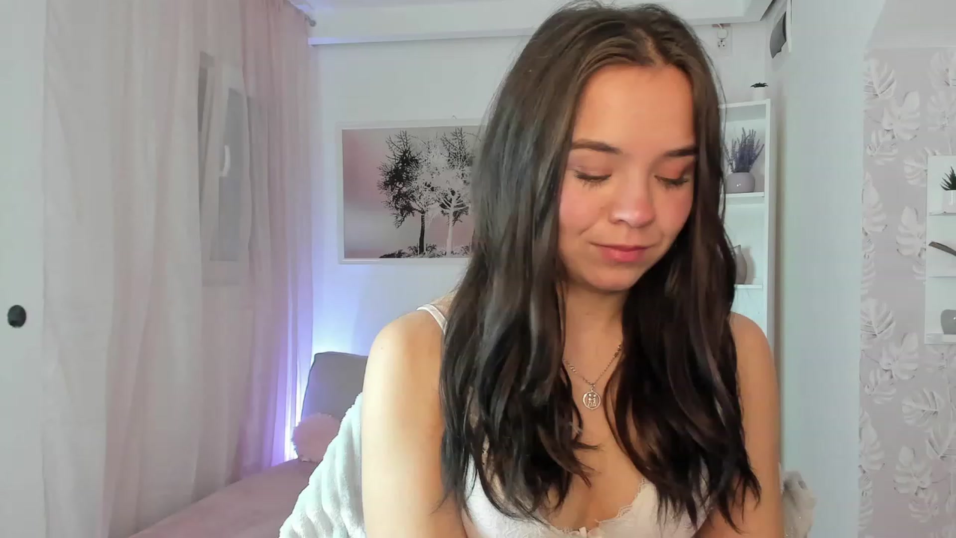 Gallery image thumbnail from Katie_Nice's myfreecams stream on, 01/31/2023, 11:02 image 16 of 20