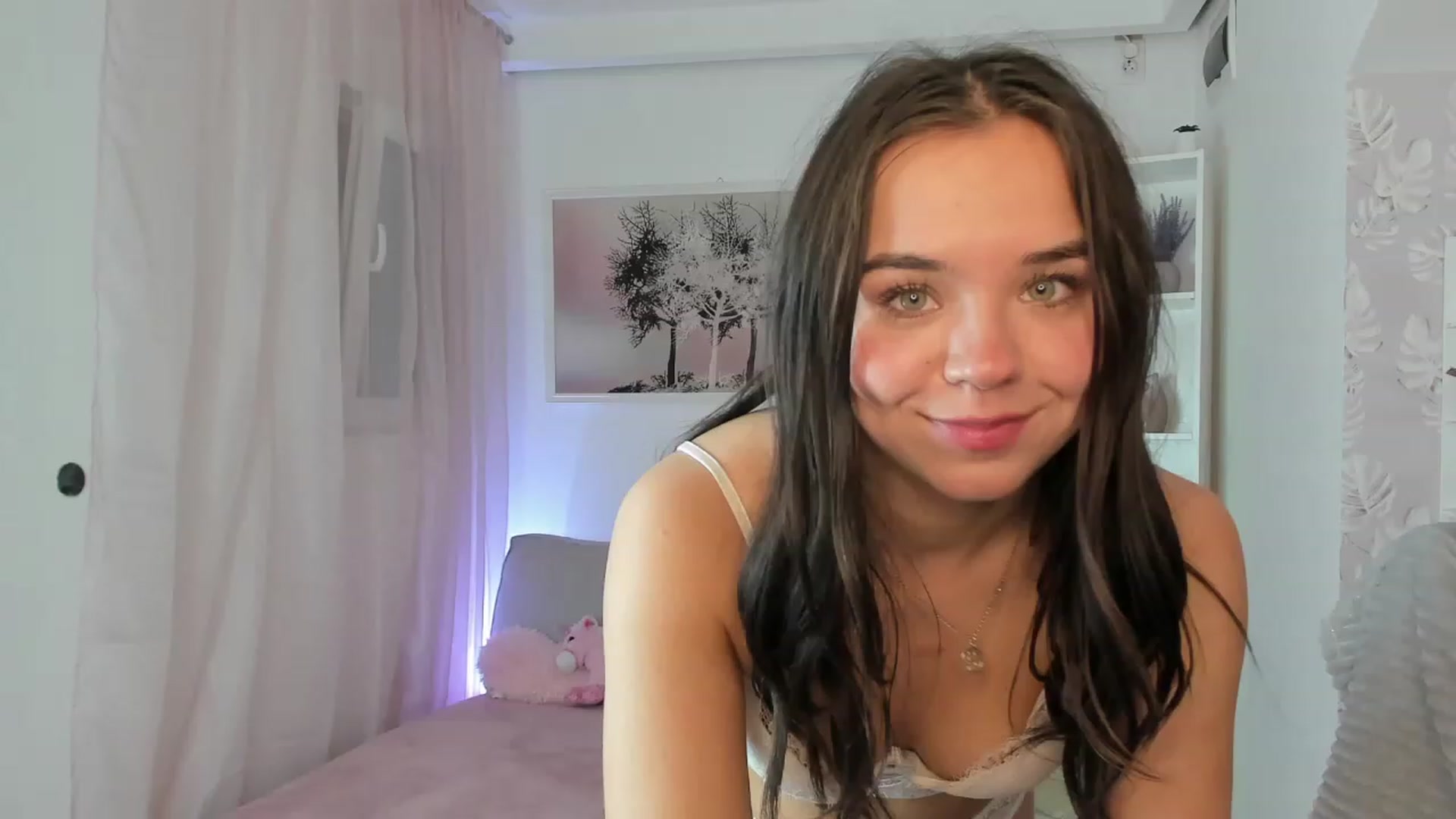 Gallery image thumbnail from Katie_Nice's myfreecams stream on, 01/31/2023, 13:27 image 16 of 20
