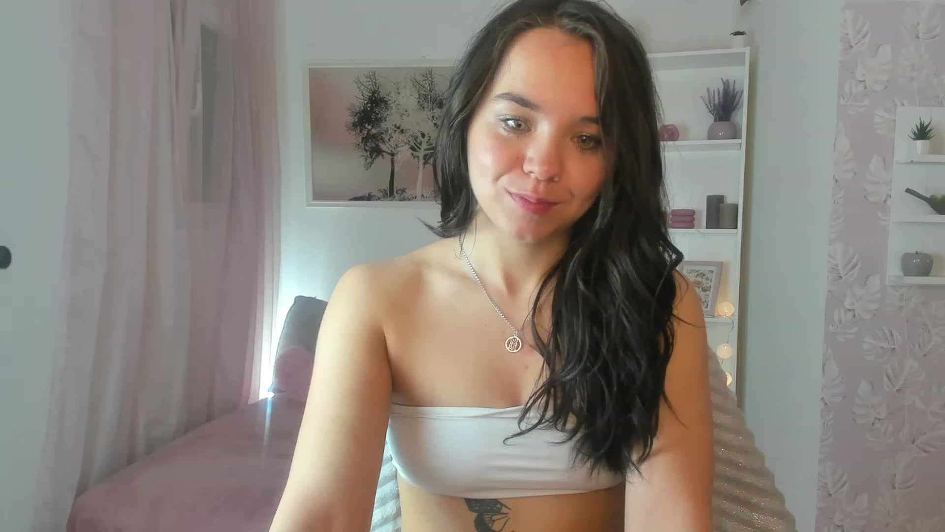 Gallery image thumbnail from Katie_Nice's myfreecams stream on, 03/03/2023, 24:32 image 18 of 20