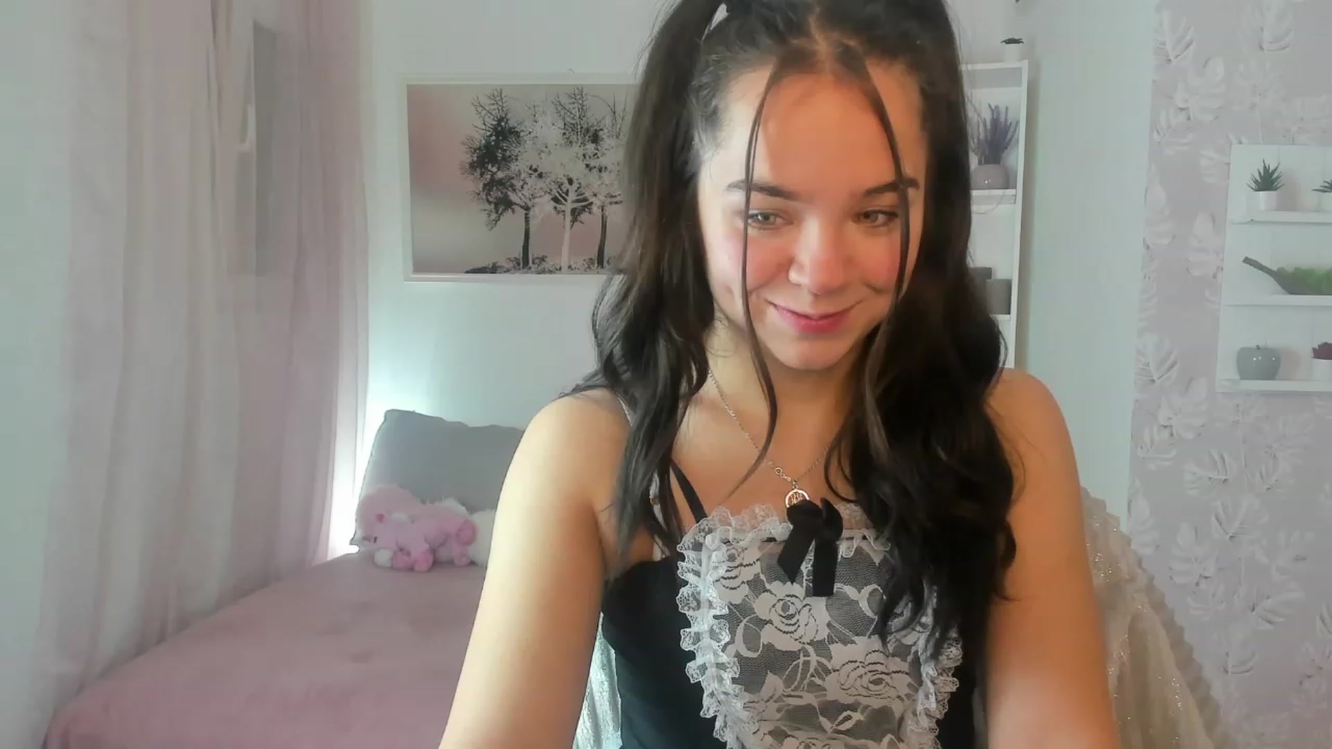 Gallery image thumbnail from Katie_Nice's myfreecams stream on, 03/05/2023, 21:14 image 3 of 20