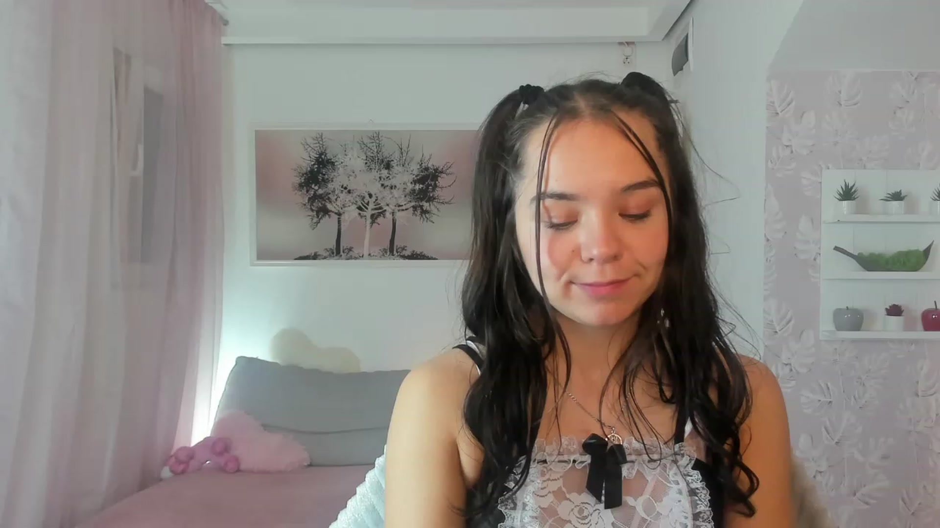 Gallery image thumbnail from Katie_Nice's myfreecams stream on, 03/06/2023, 24:32 image 14 of 20