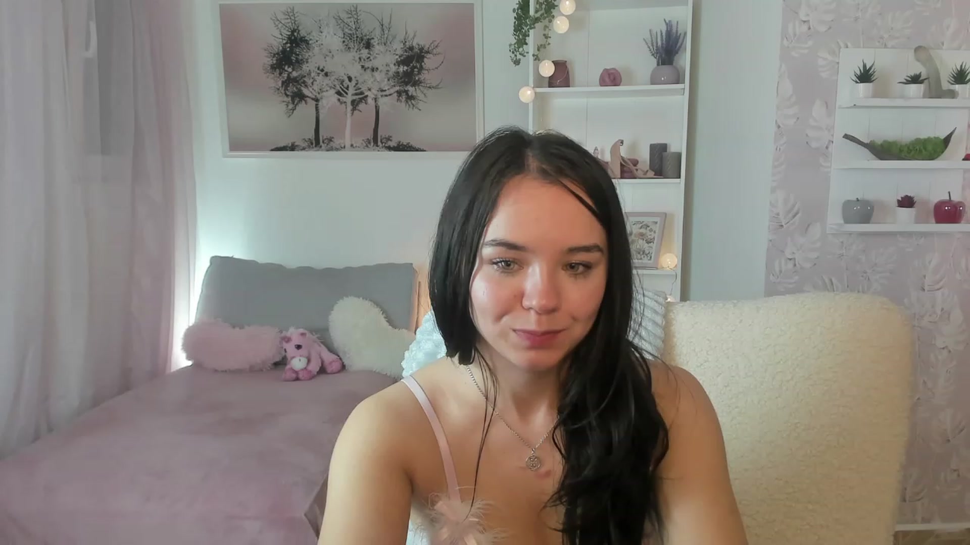 Gallery image thumbnail from Katie_Nice's myfreecams stream on, 03/08/2023, 24:12 image 18 of 20