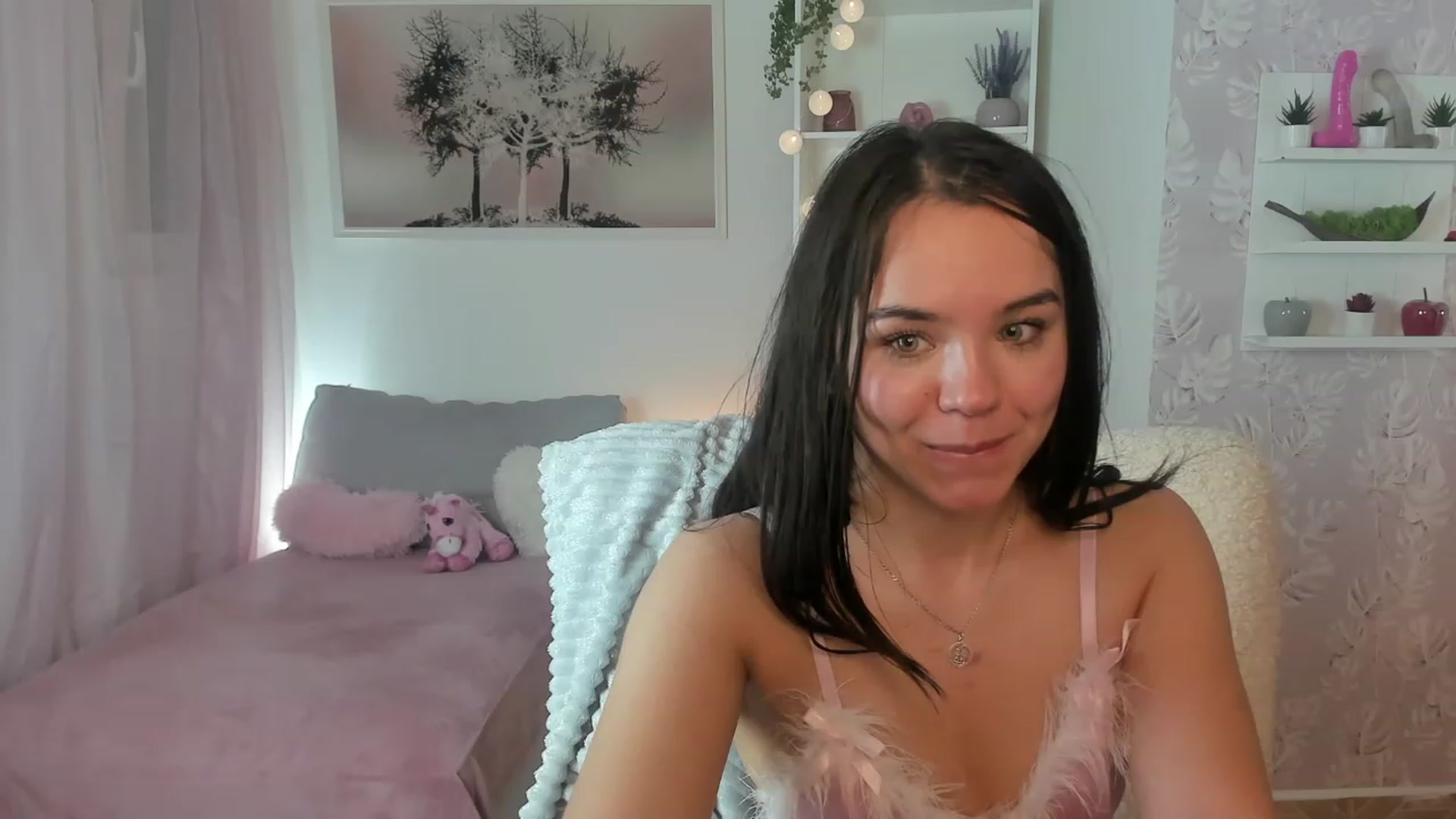 Gallery image thumbnail from Katie_Nice's myfreecams stream on, 03/08/2023, 24:12 image 14 of 20