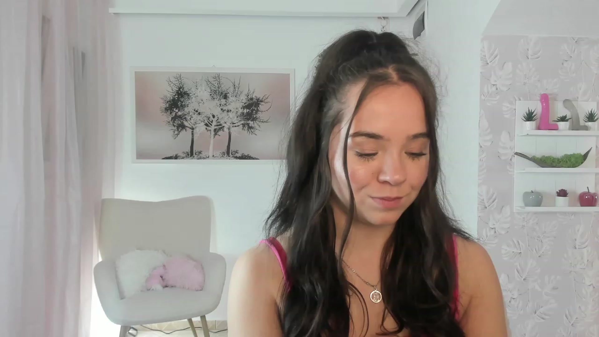Gallery image thumbnail from Katie_Nice's myfreecams stream on, 03/14/2023, 22:30 image 14 of 20