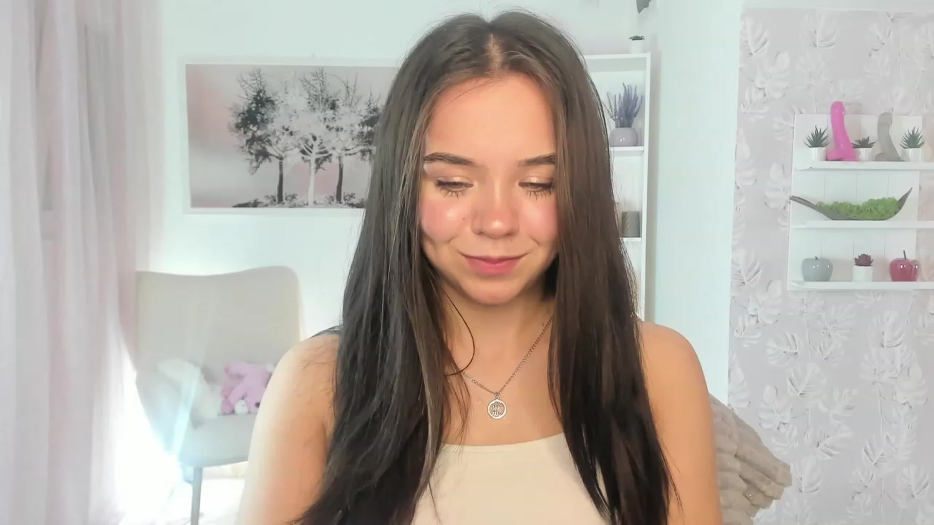 Gallery image thumbnail from Katie_Nice's myfreecams stream on, 03/19/2023, 21:29 image 3 of 20