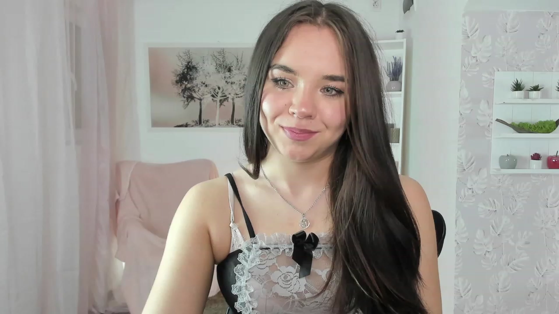 Gallery image thumbnail from Katie_Nice's myfreecams stream on, 04/17/2023, 24:07 image 3 of 20