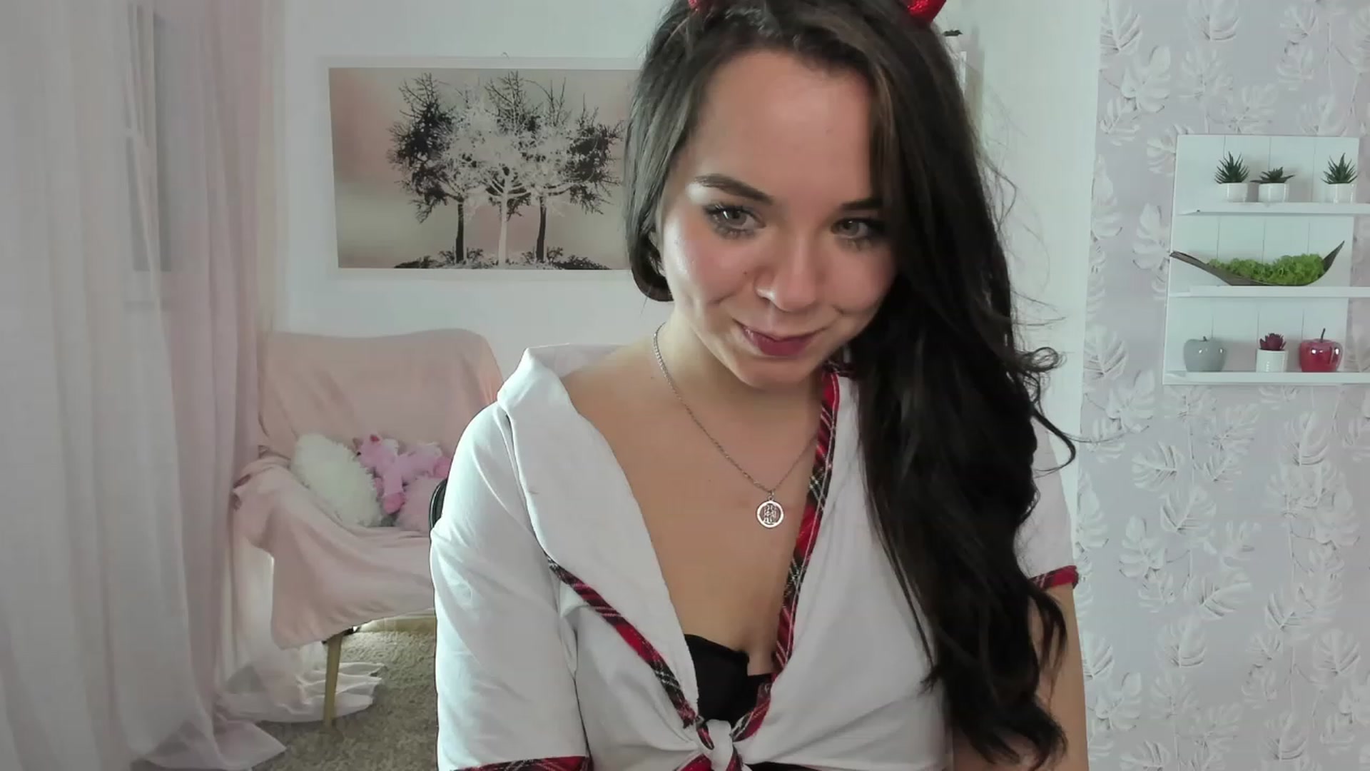 Gallery image thumbnail from Katie_Nice's myfreecams stream on, 04/19/2023, 23:26 image 9 of 20