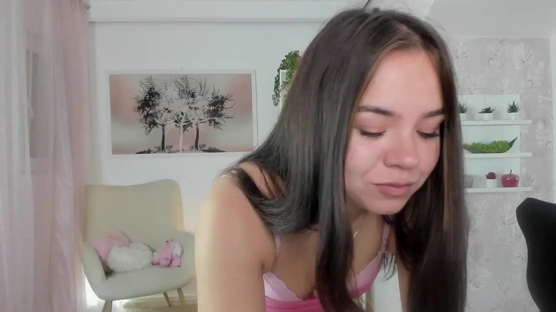 Gallery image thumbnail from Katie_Nice's myfreecams stream on, 05/23/2023, 19:29 image 5 of 20