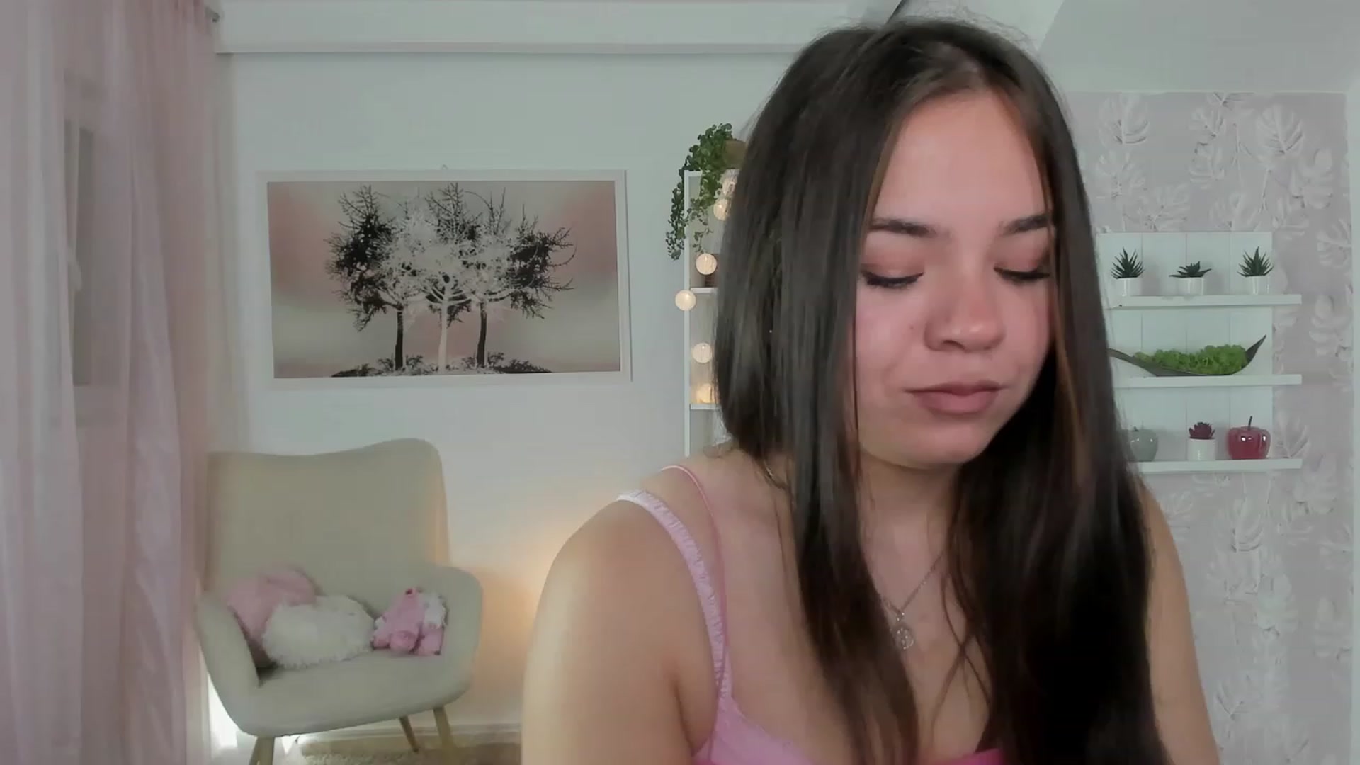 Gallery image thumbnail from Katie_Nice's myfreecams stream on, 05/23/2023, 19:29 image 14 of 20