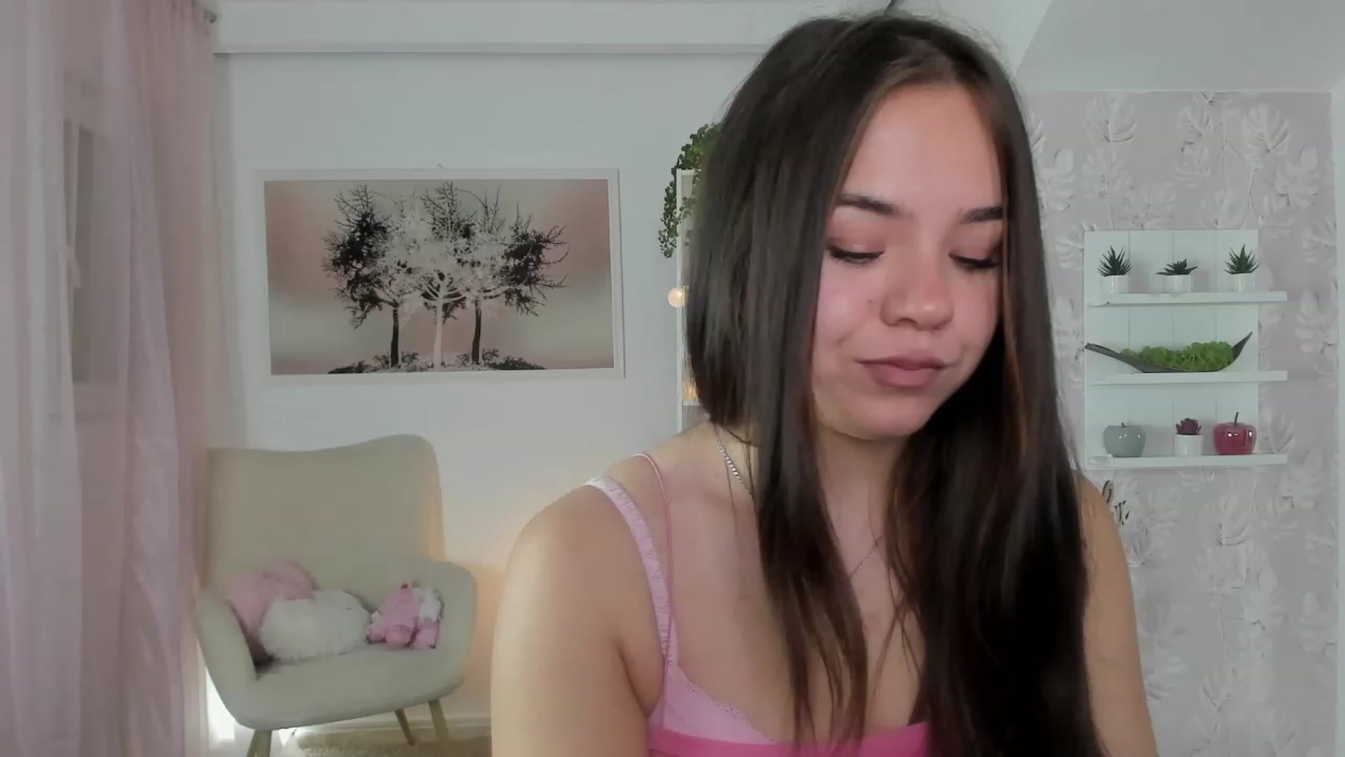 Gallery image thumbnail from Katie_Nice's myfreecams stream on, 05/23/2023, 19:29 image 12 of 20