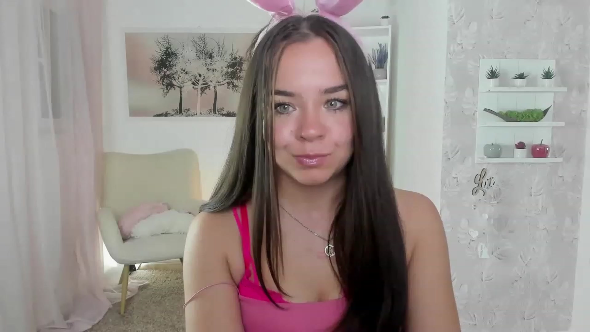 Gallery image thumbnail from Katie_Nice's myfreecams stream on, 05/31/2023, 20:23 image 1 of 20