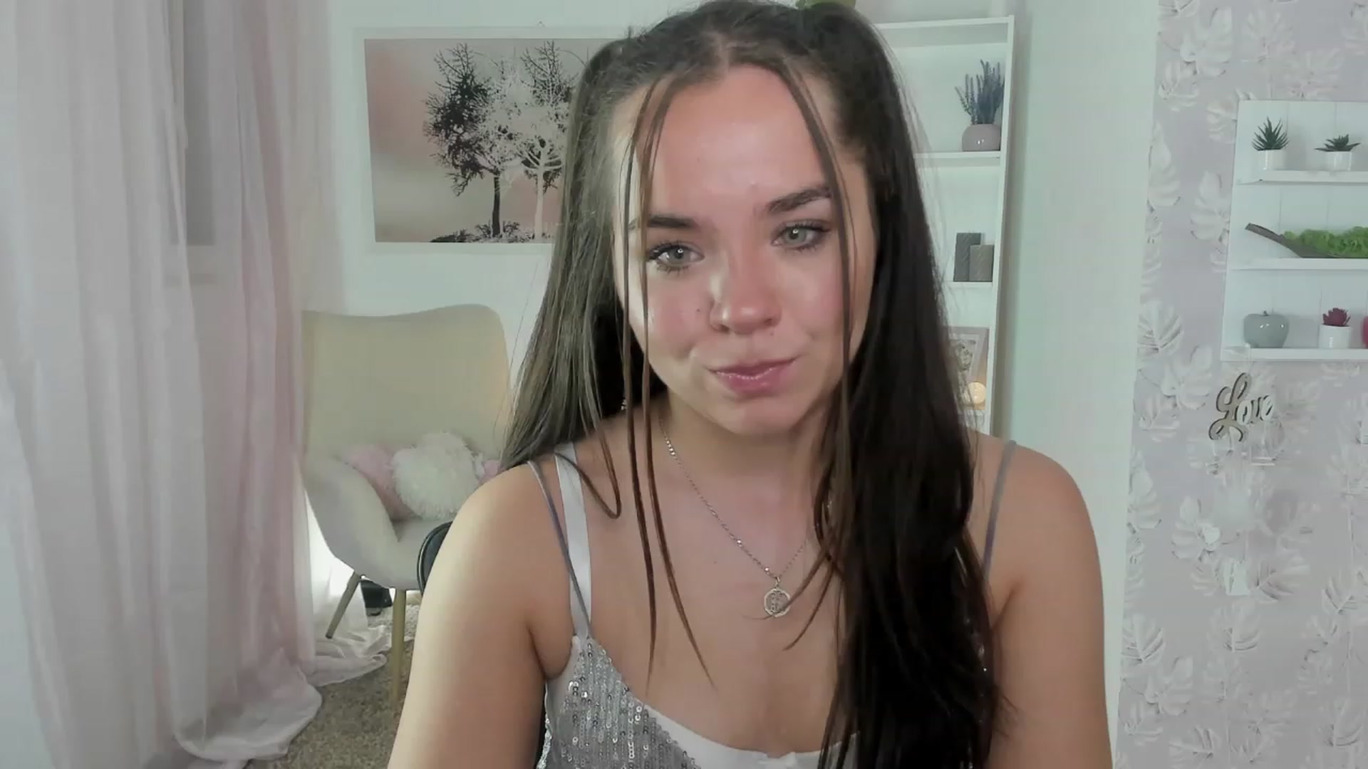 Gallery image thumbnail from Katie_Nice's myfreecams stream on, 06/04/2023, 20:05 image 11 of 20