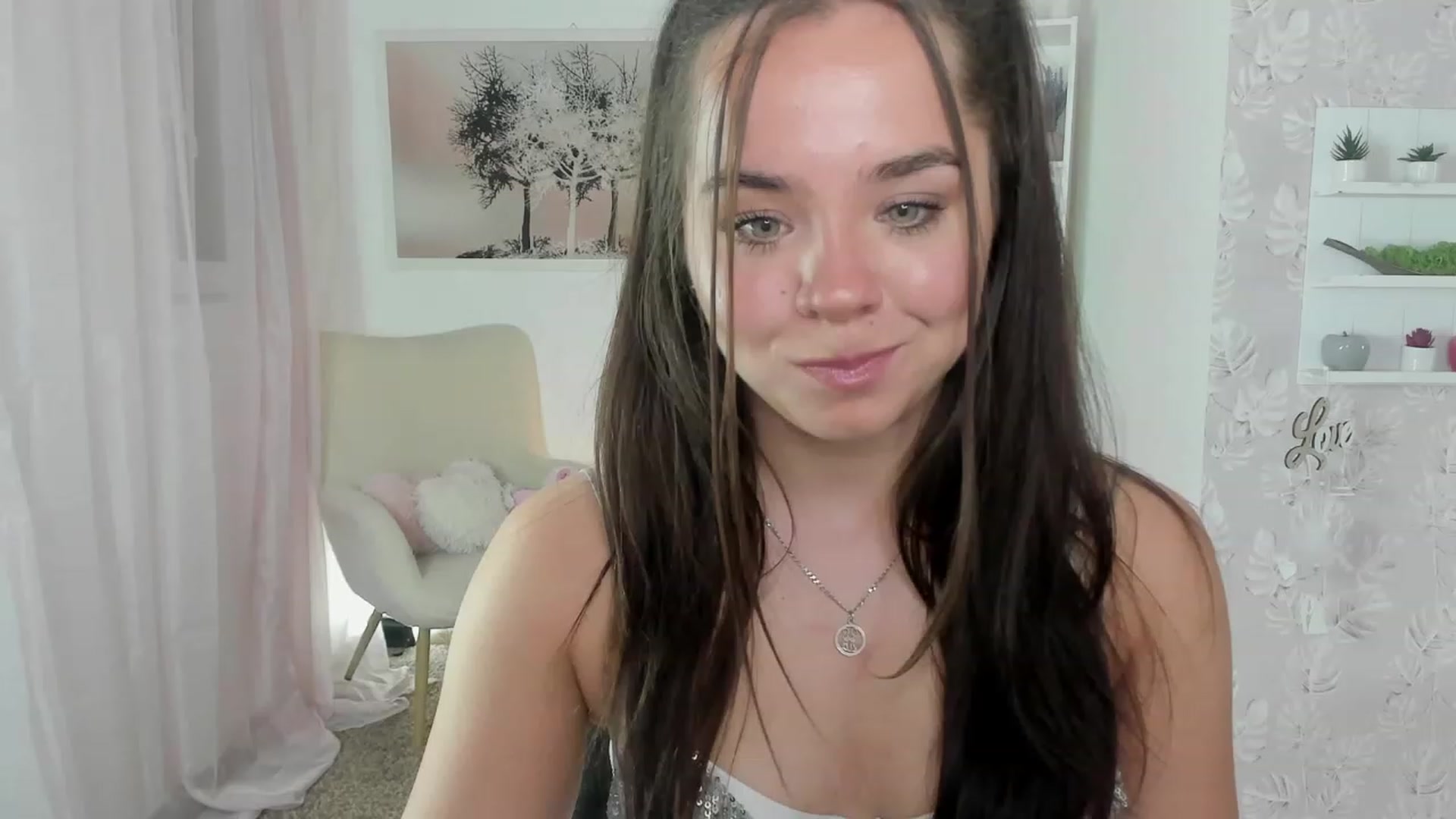 Gallery image thumbnail from Katie_Nice's myfreecams stream on, 06/04/2023, 20:05 image 18 of 20