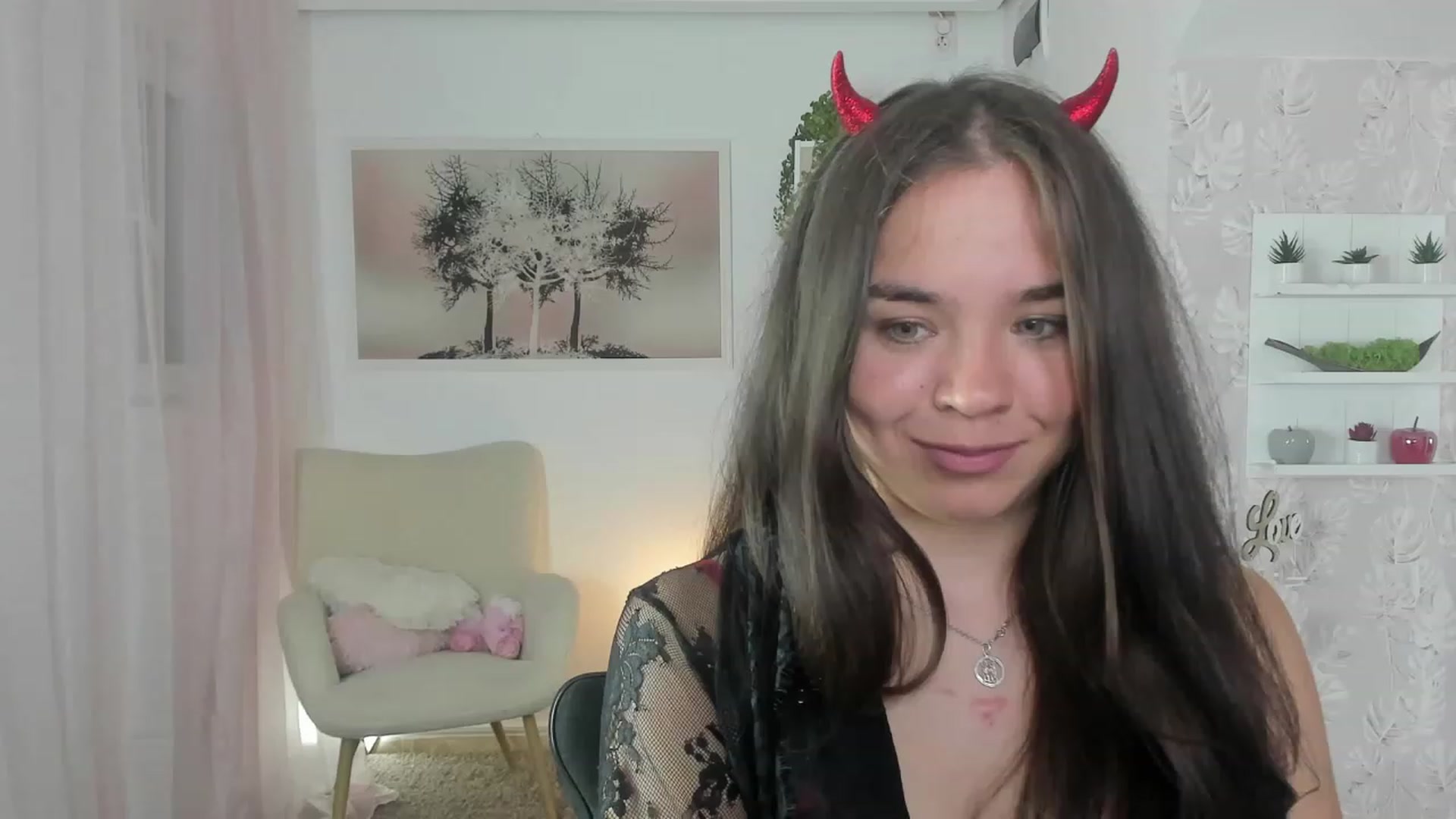 Gallery image thumbnail from Katie_Nice's myfreecams stream on, 06/08/2023, 21:00 image 8 of 20