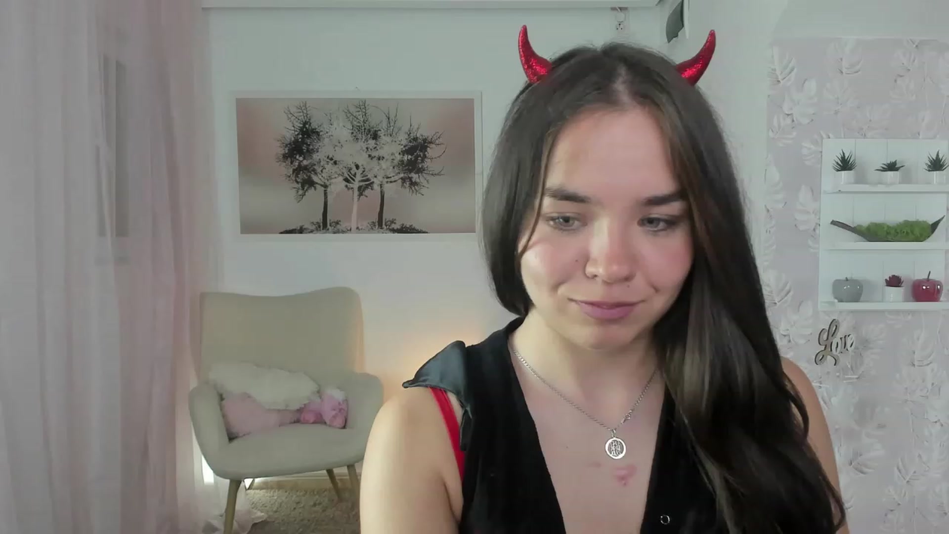 Gallery image thumbnail from Katie_Nice's myfreecams stream on, 06/08/2023, 21:00 image 12 of 20