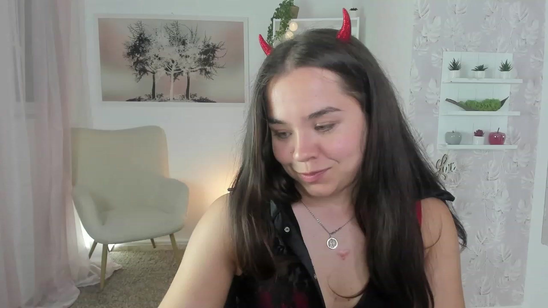 Gallery image thumbnail from Katie_Nice's myfreecams stream on, 06/08/2023, 23:44 image 16 of 20