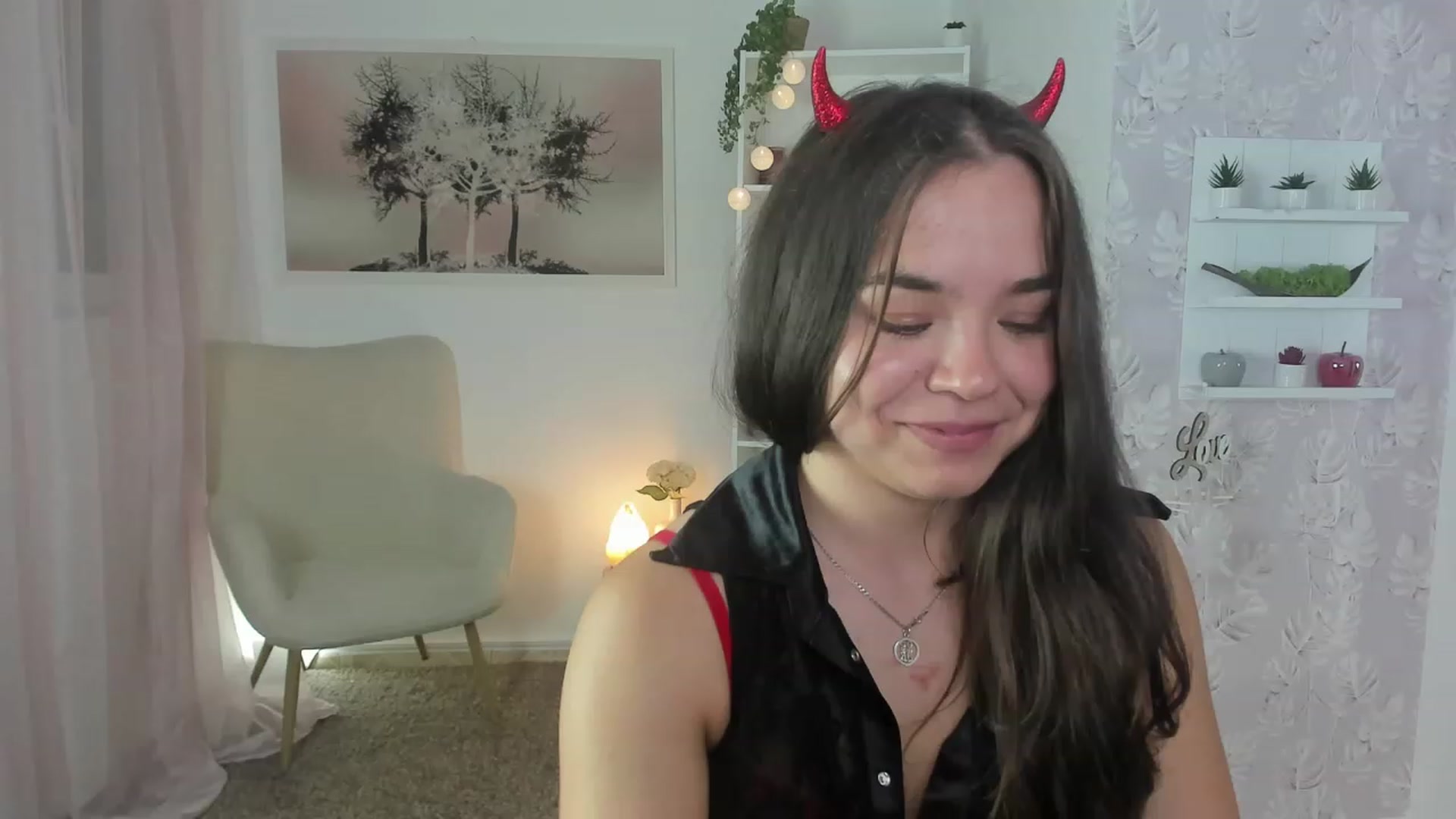 Gallery image thumbnail from Katie_Nice's myfreecams stream on, 06/08/2023, 23:44 image 3 of 20