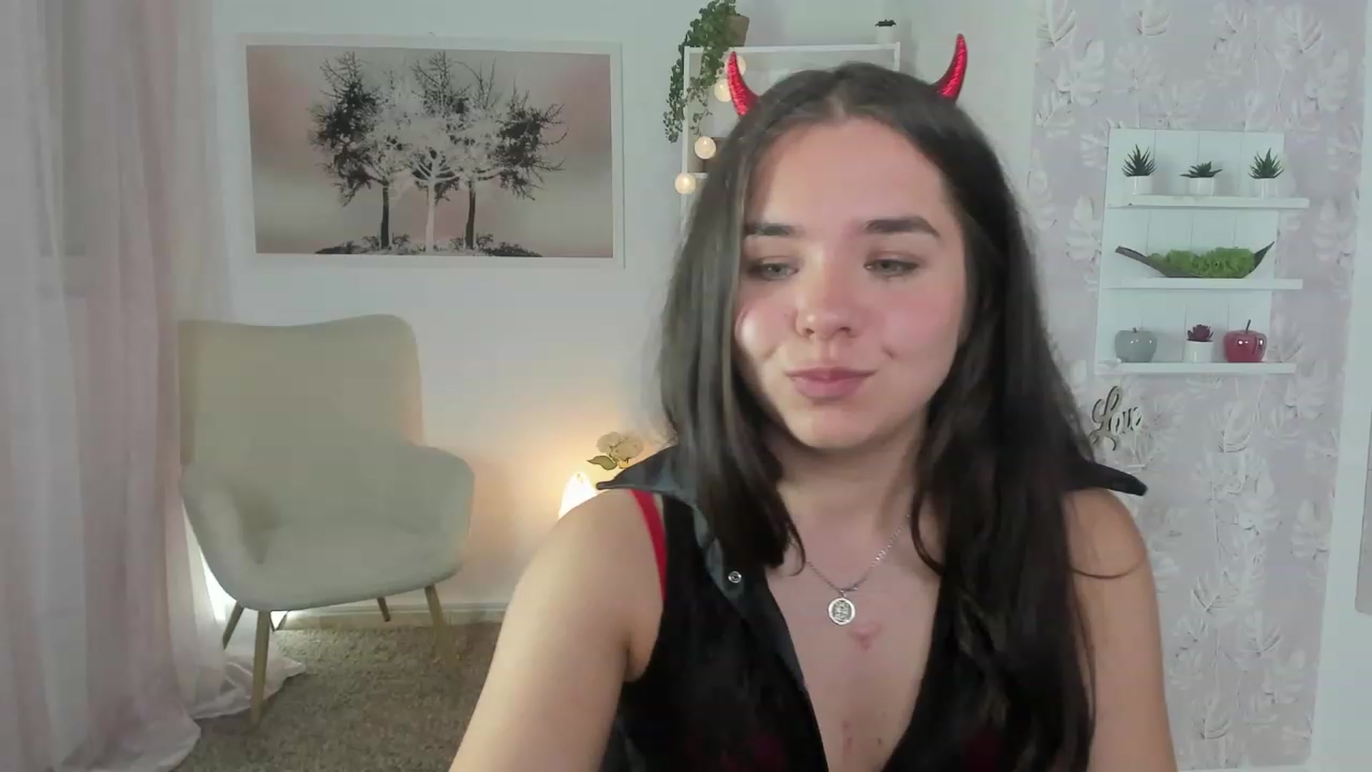 Gallery image thumbnail from Katie_Nice's myfreecams stream on, 06/08/2023, 23:44 image 14 of 20