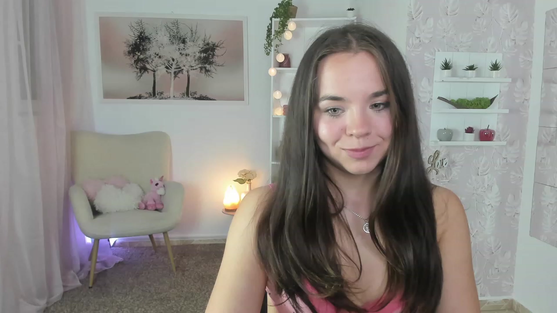 Gallery image thumbnail from Katie_Nice's myfreecams stream on, 06/18/2023, 20:00 image 14 of 20