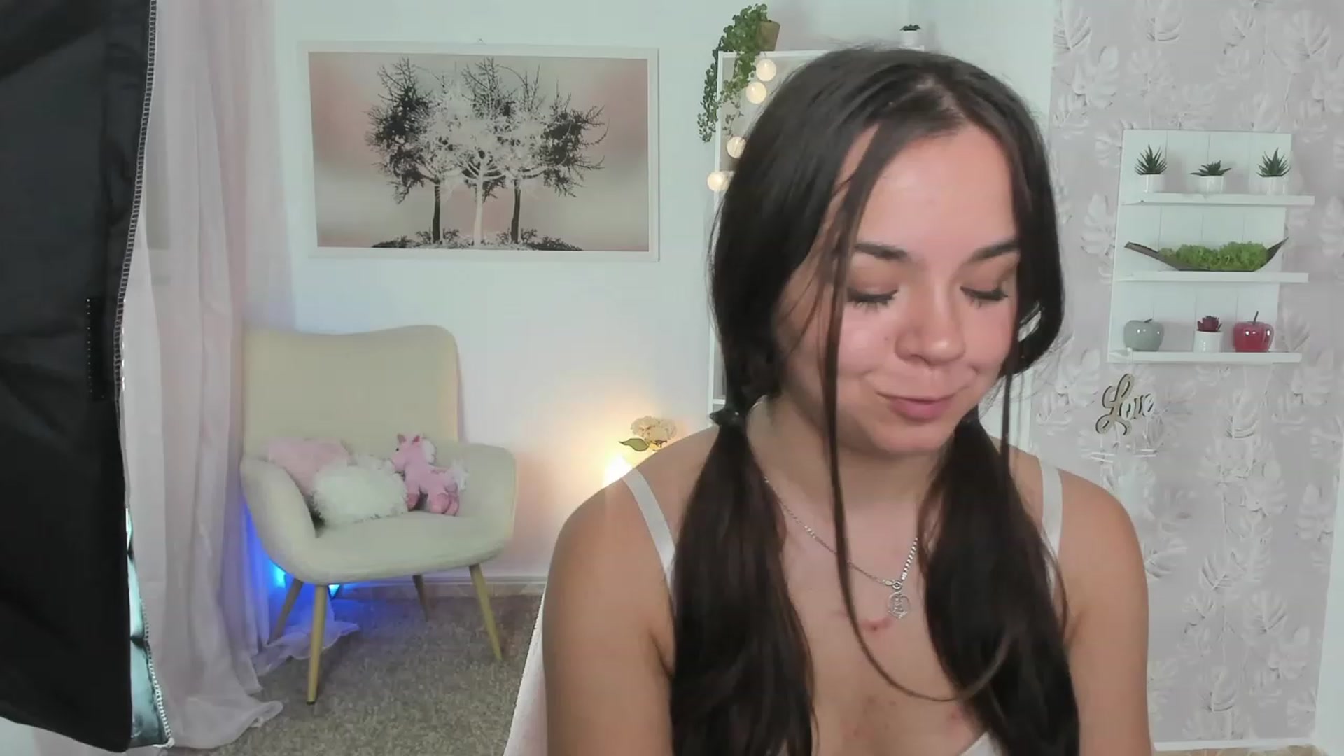 Gallery image thumbnail from Katie_Nice's myfreecams stream on, 06/22/2023, 22:49 image 14 of 20