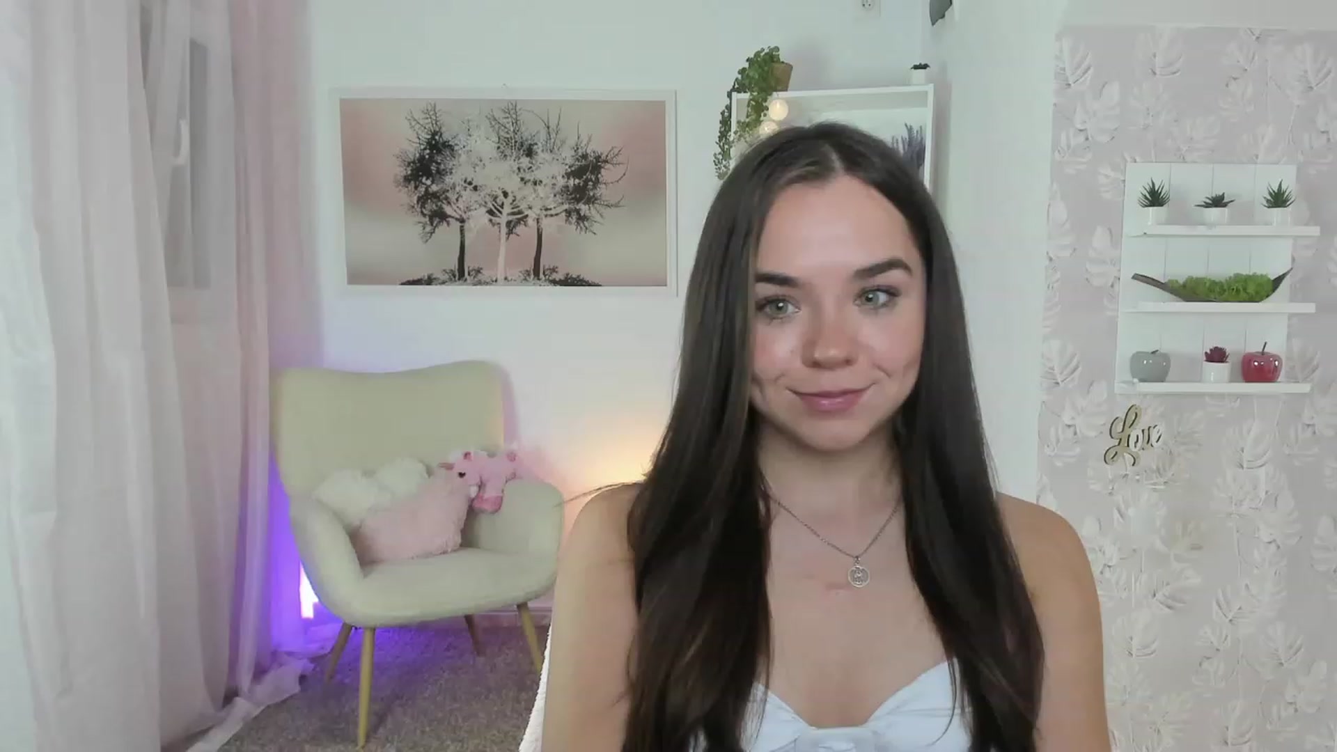 Gallery image thumbnail from Katie_Nice's myfreecams stream on, 07/06/2023, 19:31 image 14 of 20