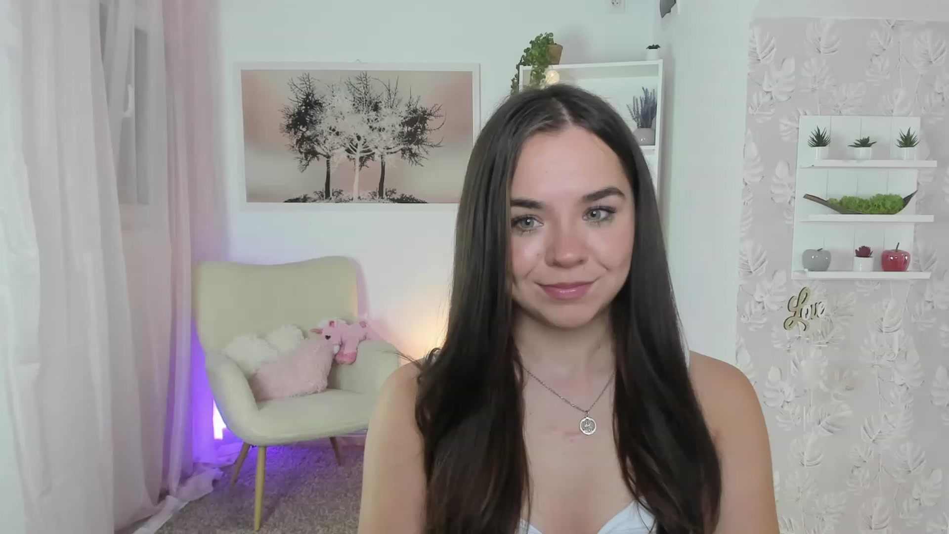 Gallery image thumbnail from Katie_Nice's myfreecams stream on, 07/06/2023, 19:31 image 15 of 20