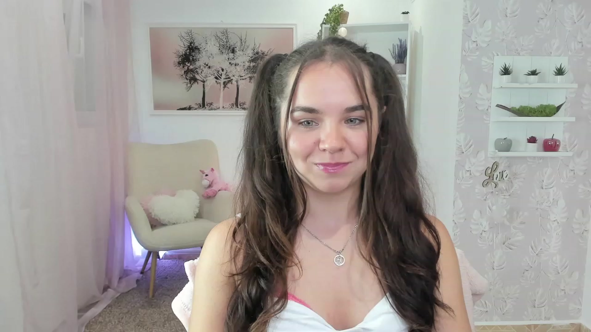 Gallery image thumbnail from Katie_Nice's myfreecams stream on, 07/08/2023, 17:22 image 8 of 20