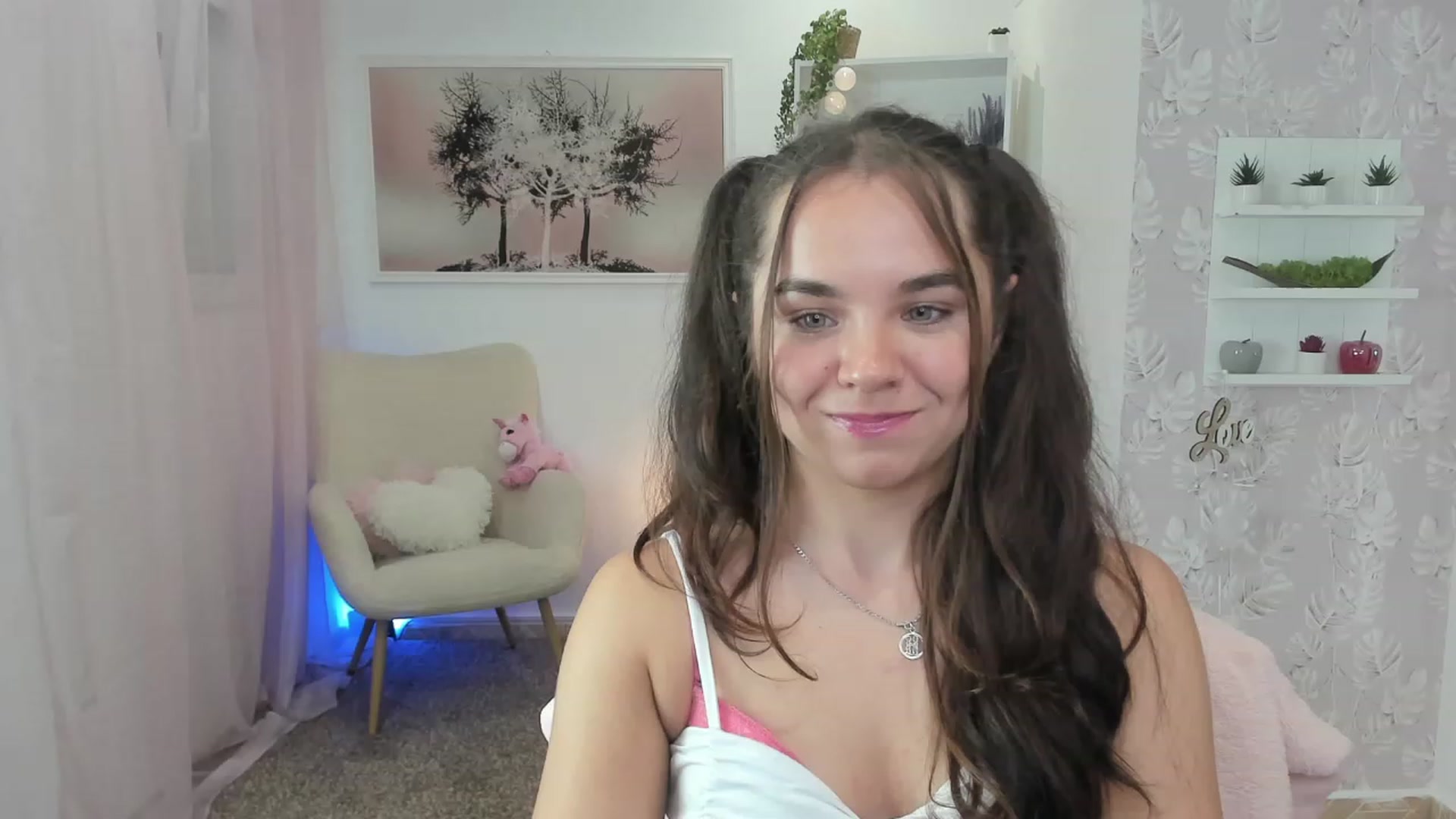 Gallery image thumbnail from Katie_Nice's myfreecams stream on, 07/08/2023, 17:22 image 20 of 20