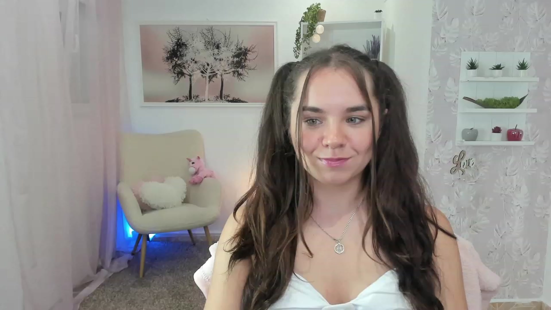 Gallery image thumbnail from Katie_Nice's myfreecams stream on, 07/08/2023, 17:36 image 18 of 20