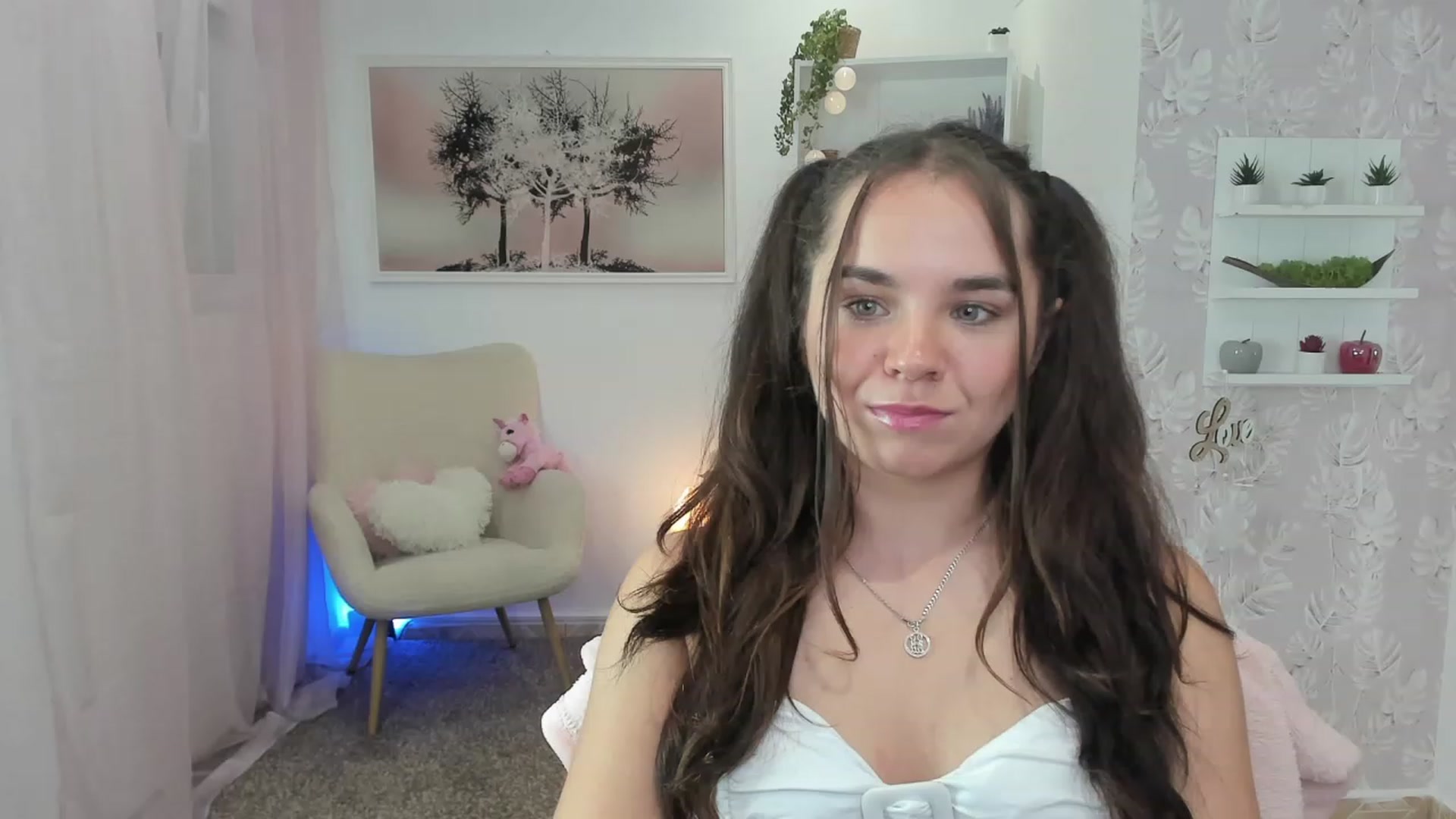 Gallery image thumbnail from Katie_Nice's myfreecams stream on, 07/08/2023, 17:36 image 16 of 20