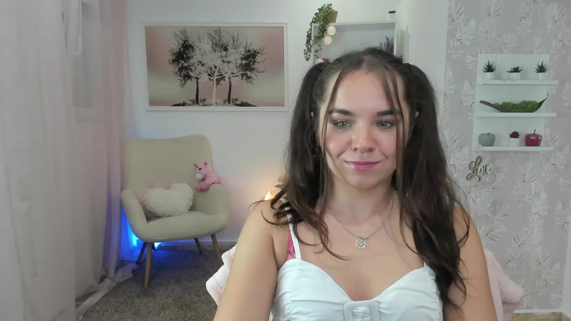Gallery image thumbnail from Katie_Nice's myfreecams stream on, 07/08/2023, 17:36 image 11 of 20