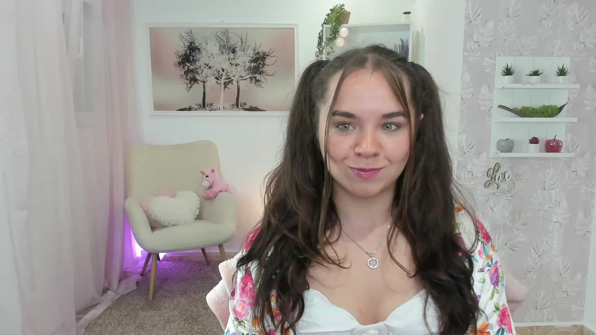 Gallery image thumbnail from Katie_Nice's myfreecams stream on, 07/08/2023, 19:14 image 9 of 20