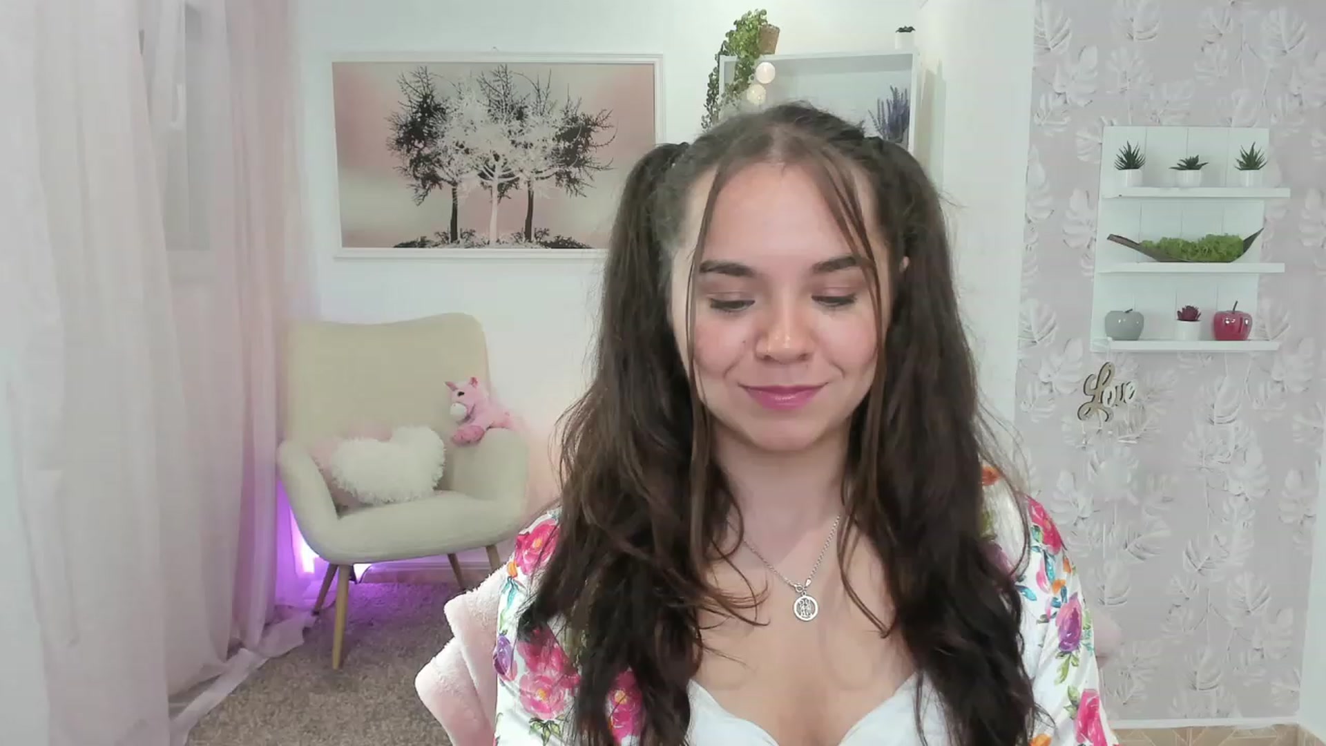 Gallery image thumbnail from Katie_Nice's myfreecams stream on, 07/08/2023, 19:14 image 16 of 20