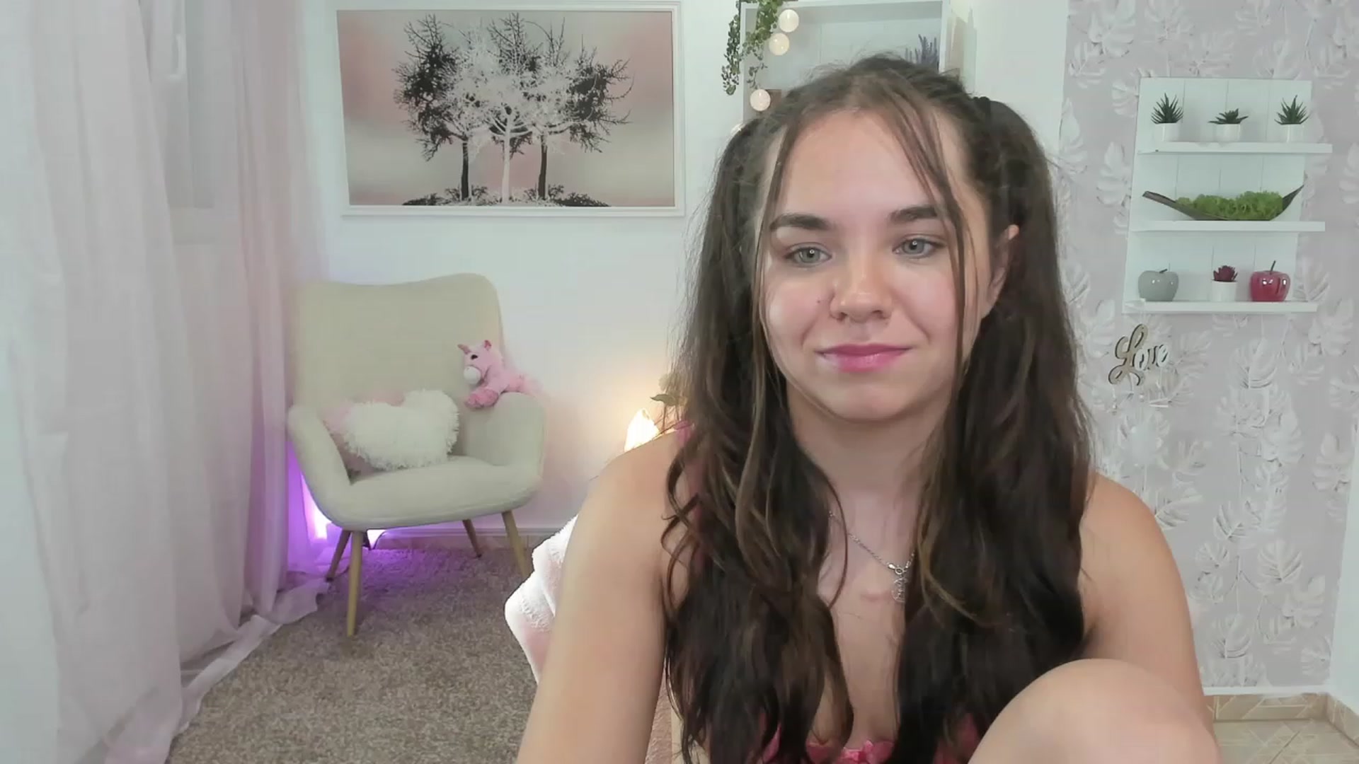 Gallery image thumbnail from Katie_Nice's myfreecams stream on, 07/08/2023, 21:21 image 17 of 20