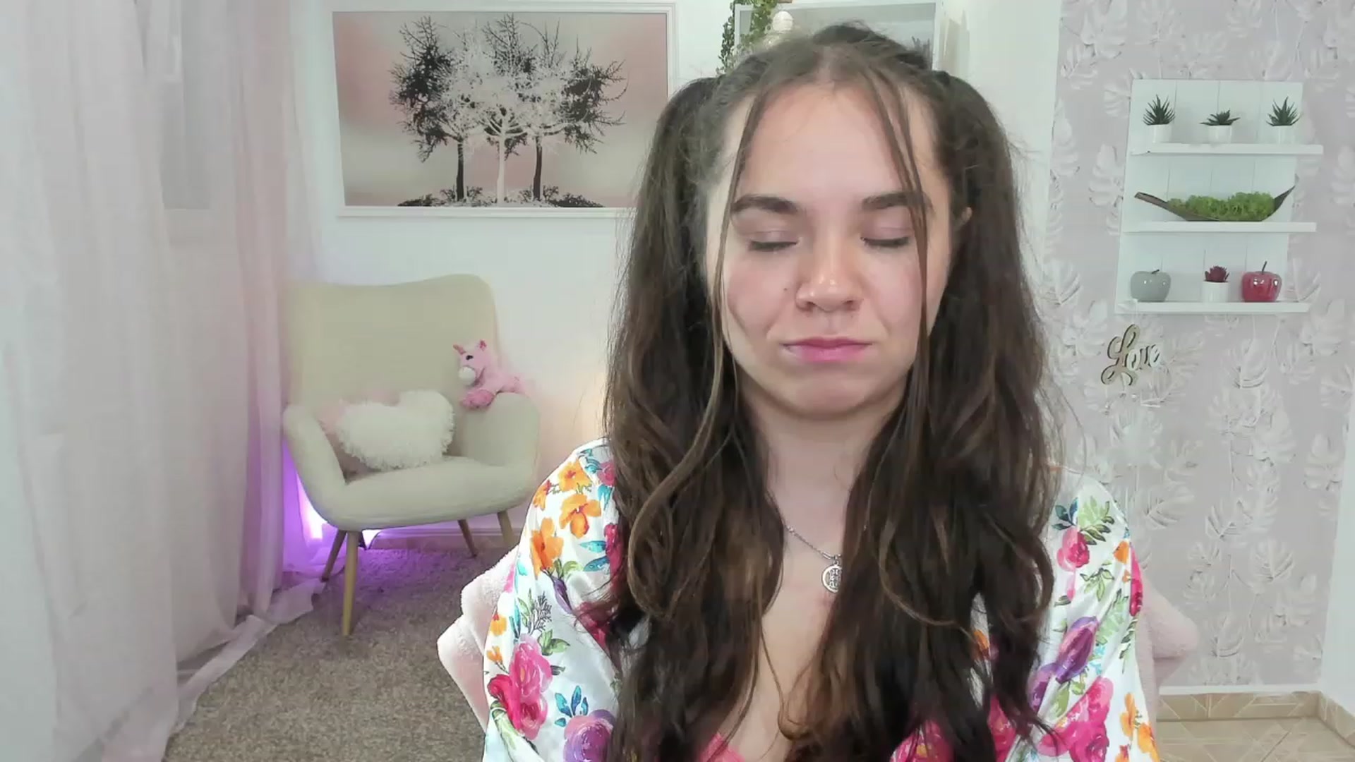 Gallery image thumbnail from Katie_Nice's myfreecams stream on, 07/08/2023, 22:36 image 19 of 20
