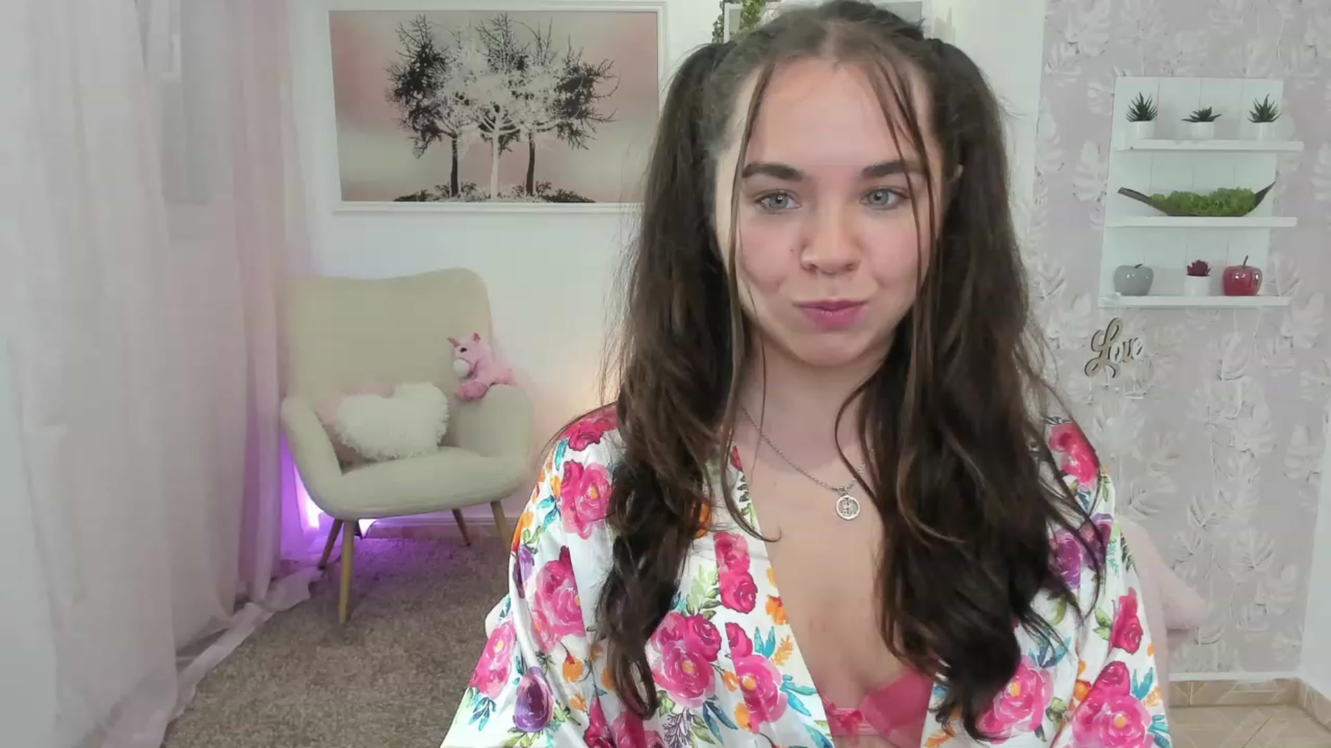 Gallery image thumbnail from Katie_Nice's myfreecams stream on, 07/08/2023, 22:36 image 5 of 20