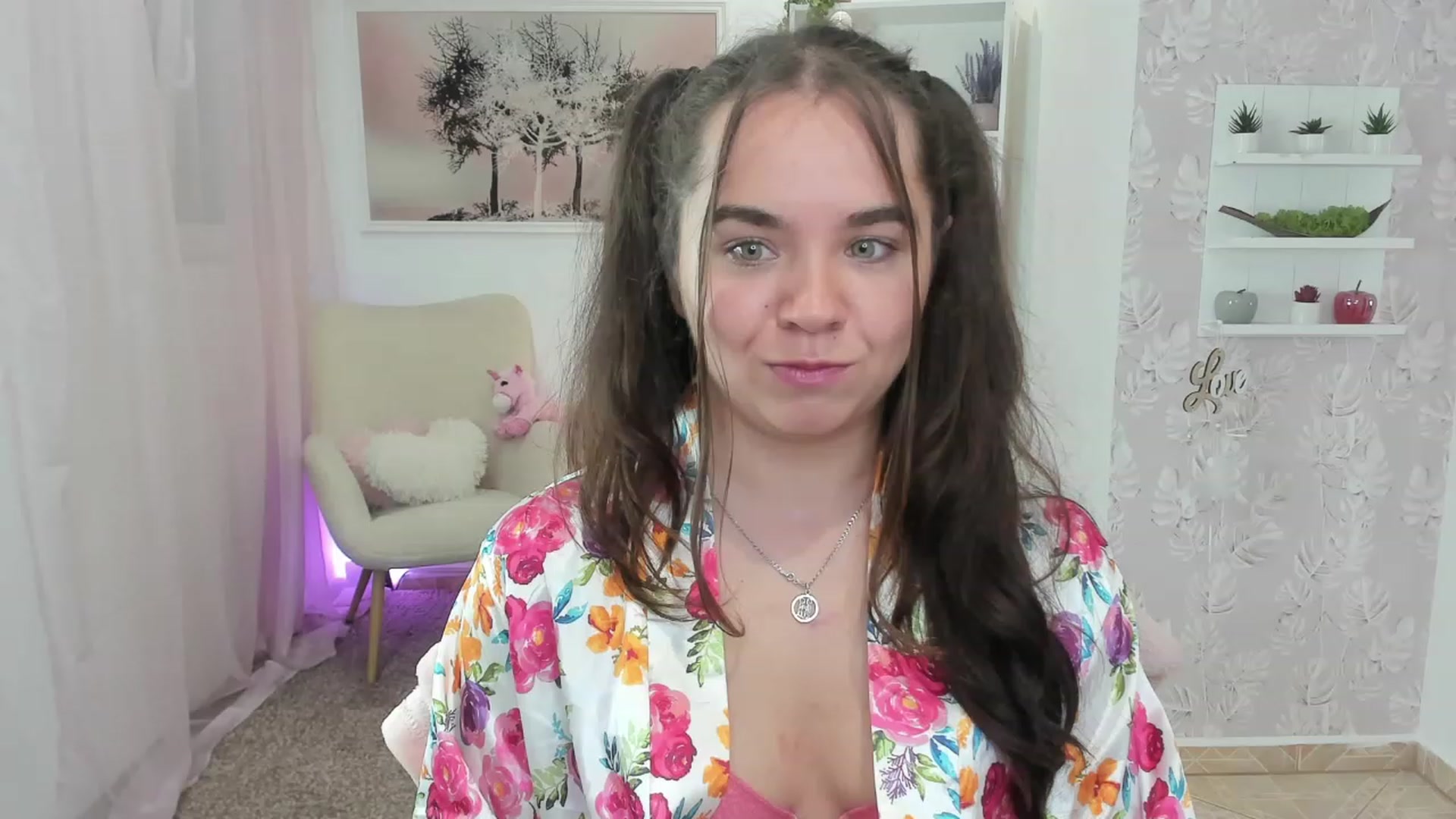 Gallery image thumbnail from Katie_Nice's myfreecams stream on, 07/08/2023, 22:36 image 12 of 20