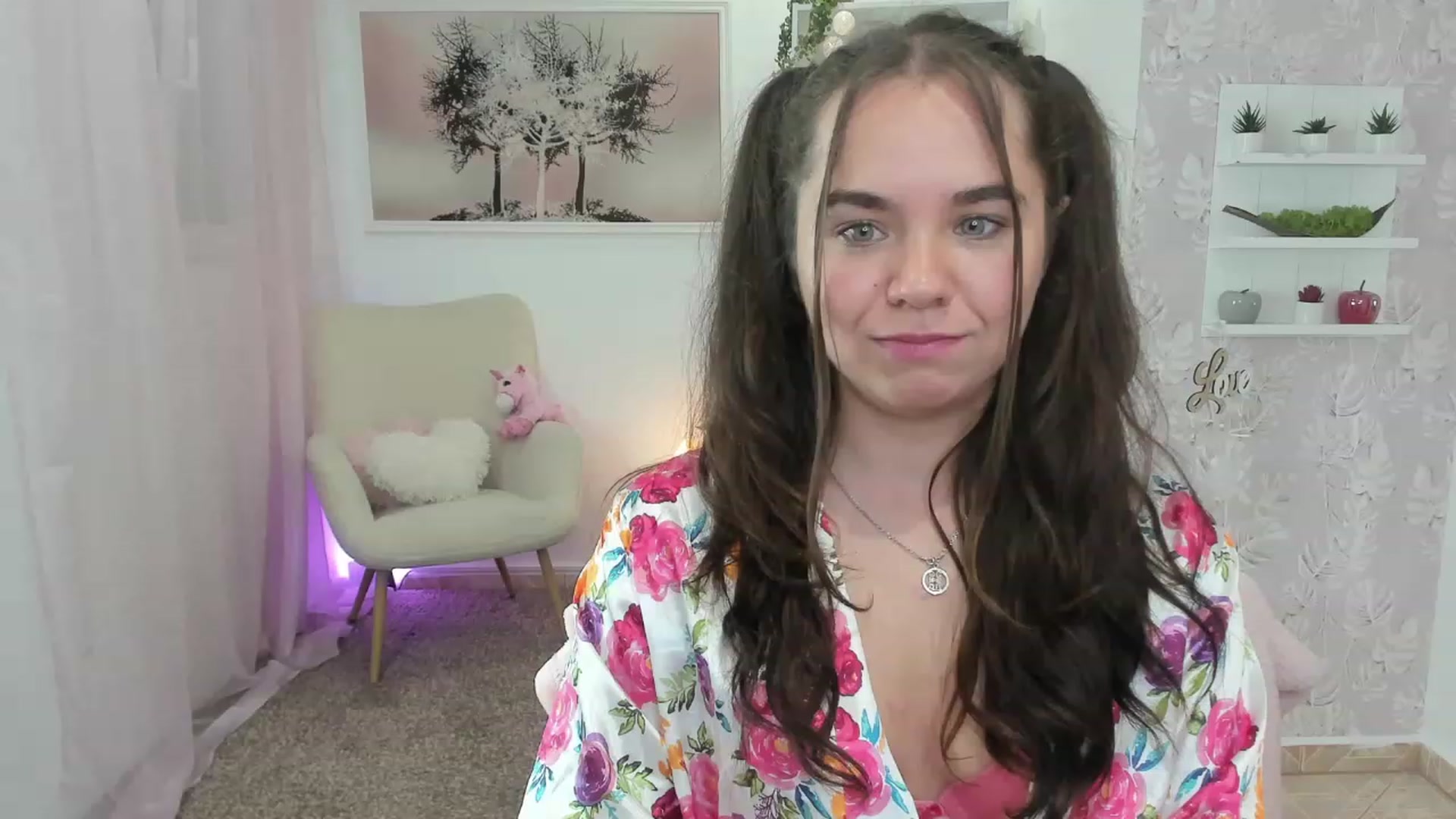 Gallery image thumbnail from Katie_Nice's myfreecams stream on, 07/08/2023, 22:36 image 7 of 20