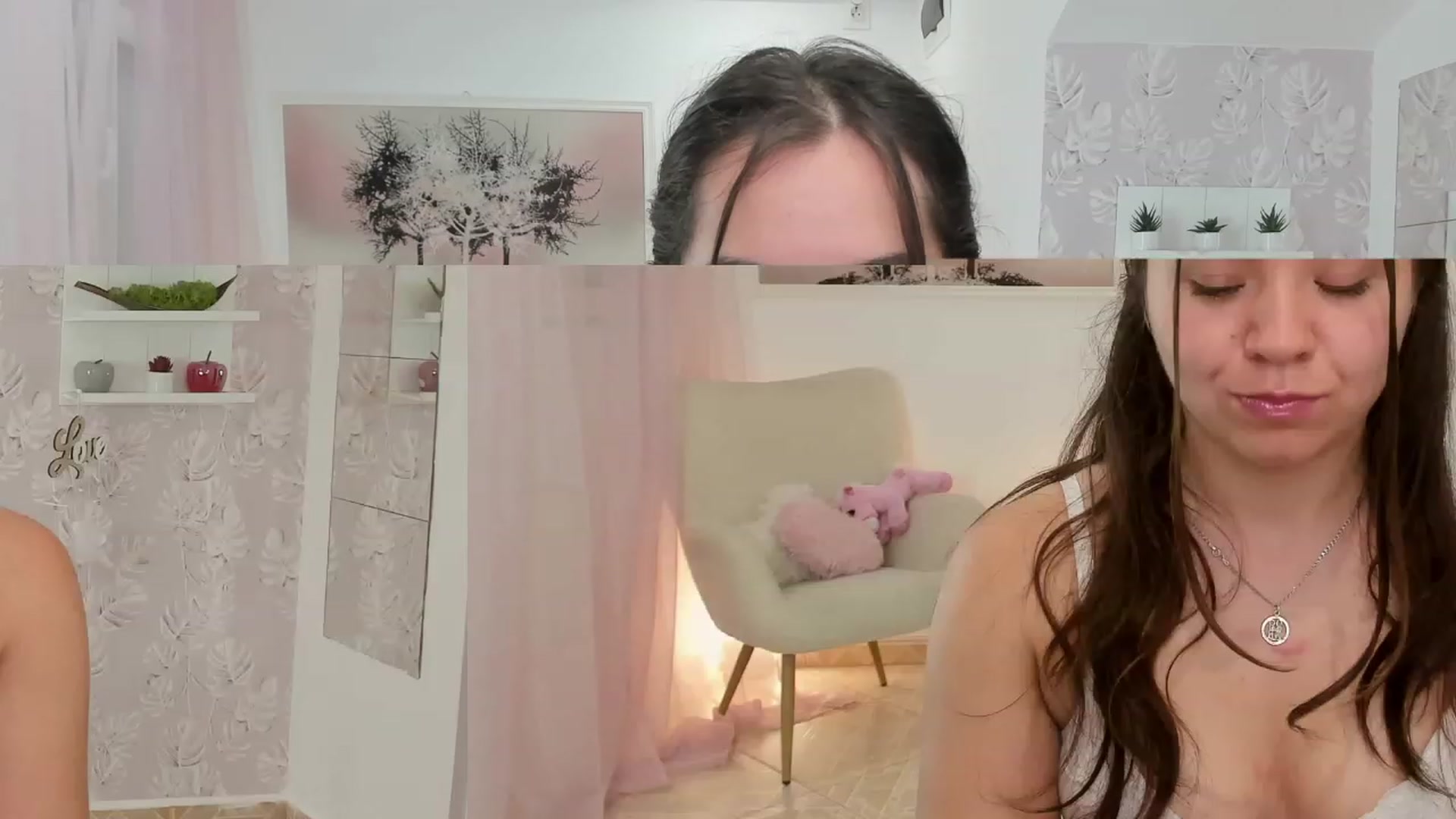 Gallery image thumbnail from Katie_Nice's myfreecams stream on, 07/14/2023, 19:26 image 13 of 20