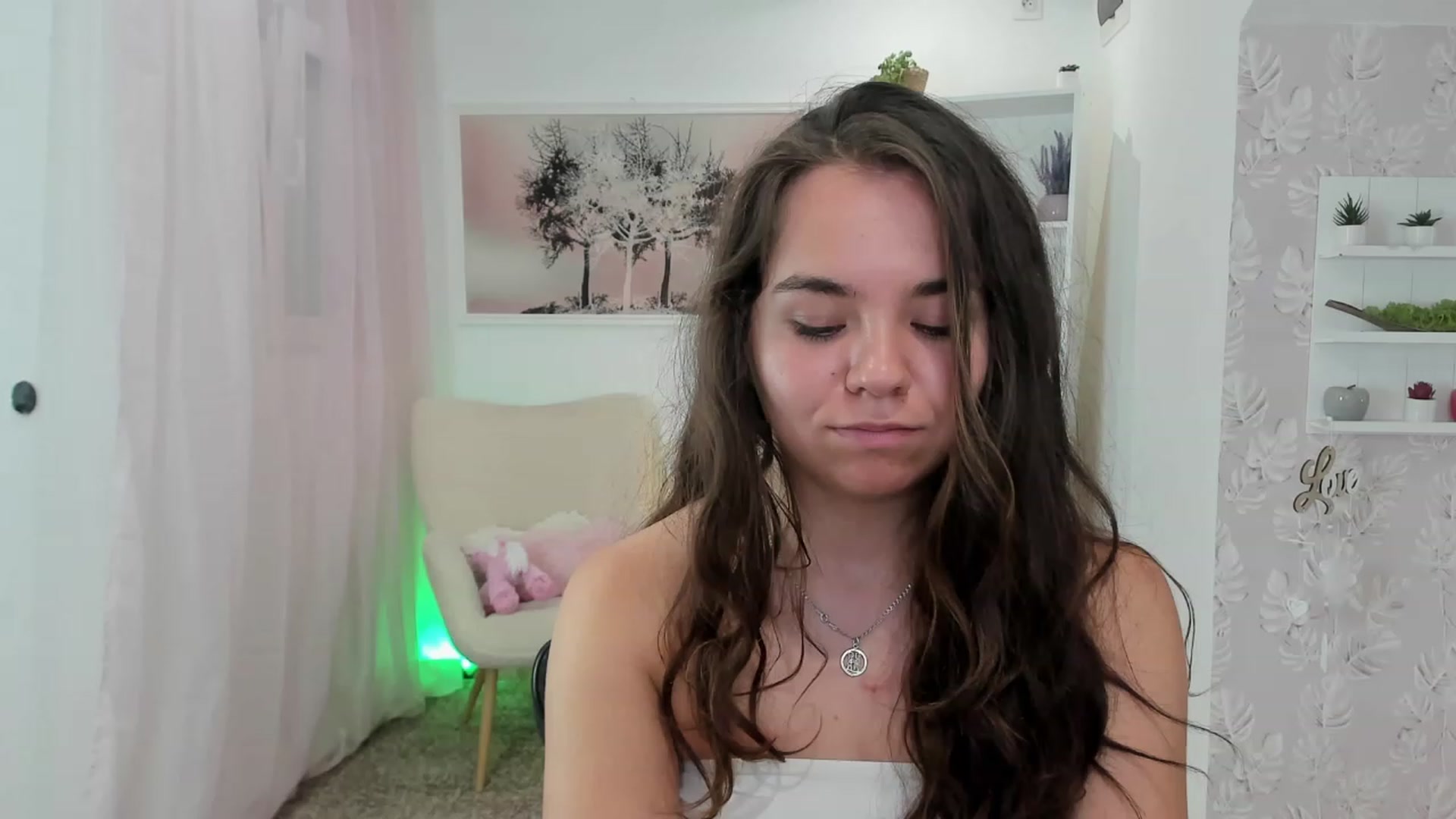 Gallery image thumbnail from Katie_Nice's myfreecams stream on, 07/17/2023, 20:30 image 13 of 20