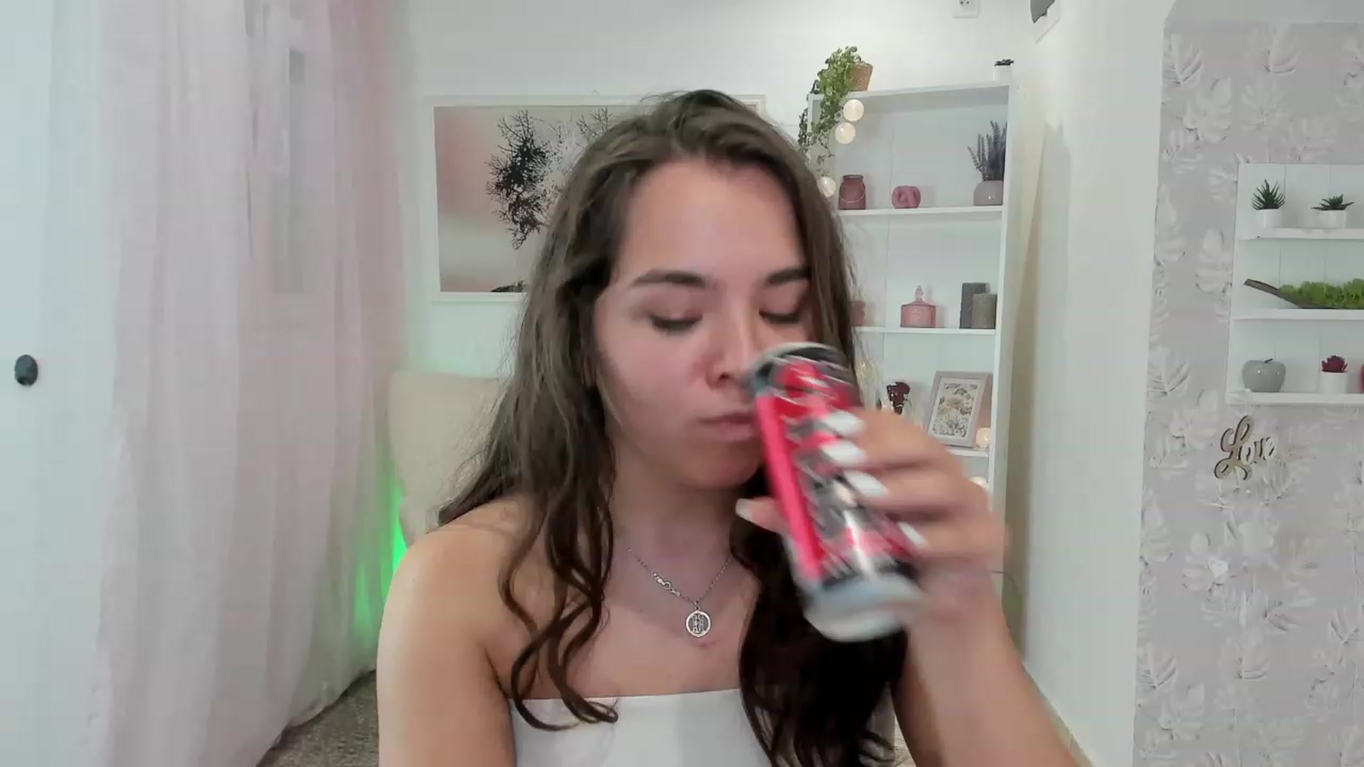 Gallery image thumbnail from Katie_Nice's myfreecams stream on, 07/17/2023, 20:30 image 2 of 20