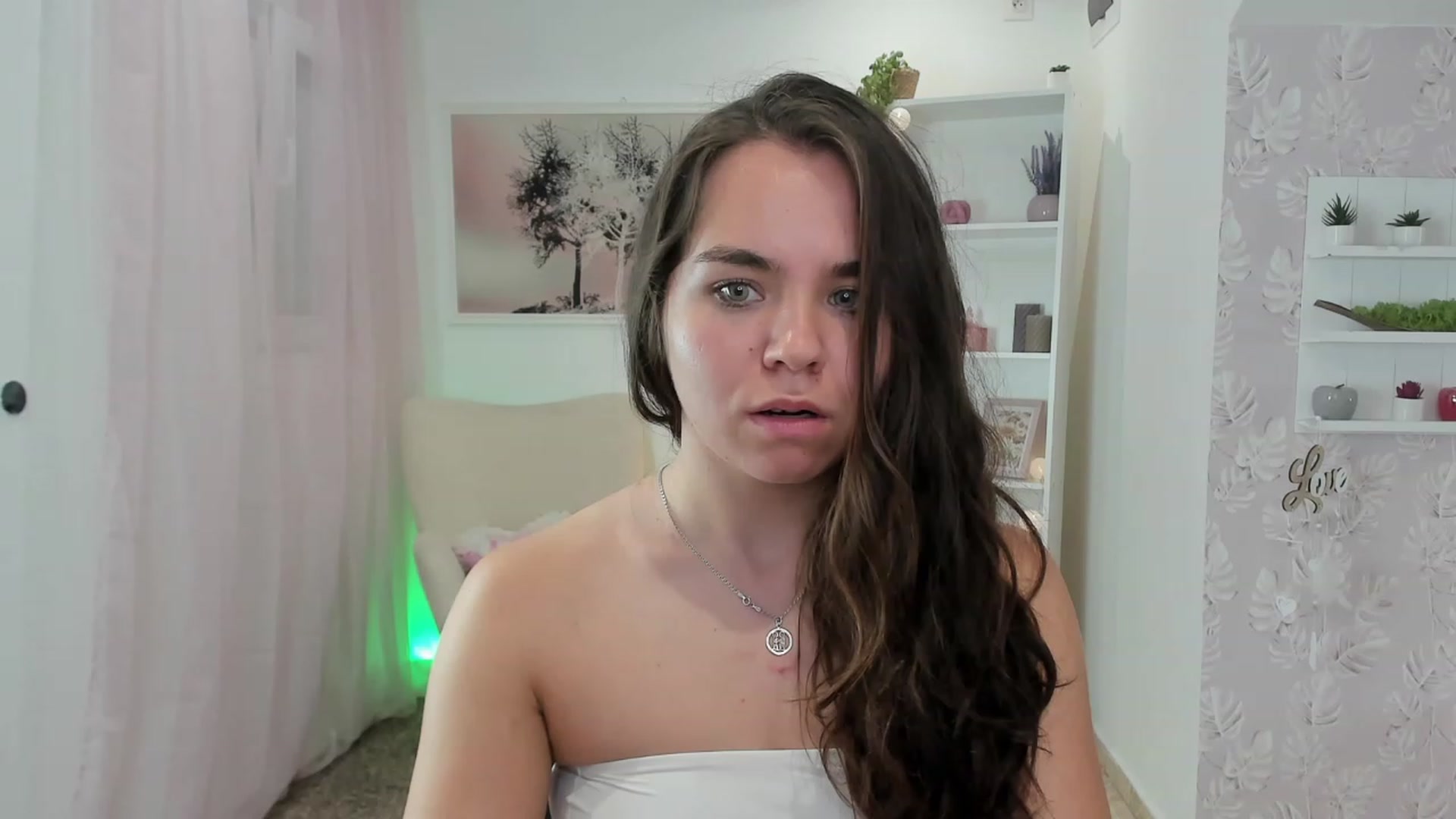 Gallery image thumbnail from Katie_Nice's myfreecams stream on, 07/17/2023, 22:38 image 3 of 20