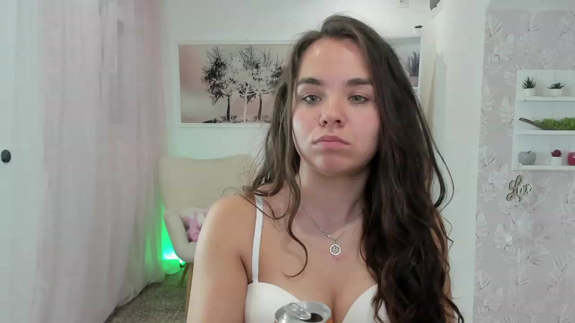 Gallery image thumbnail from Katie_Nice's myfreecams stream on, 07/17/2023, 22:38 image 16 of 20