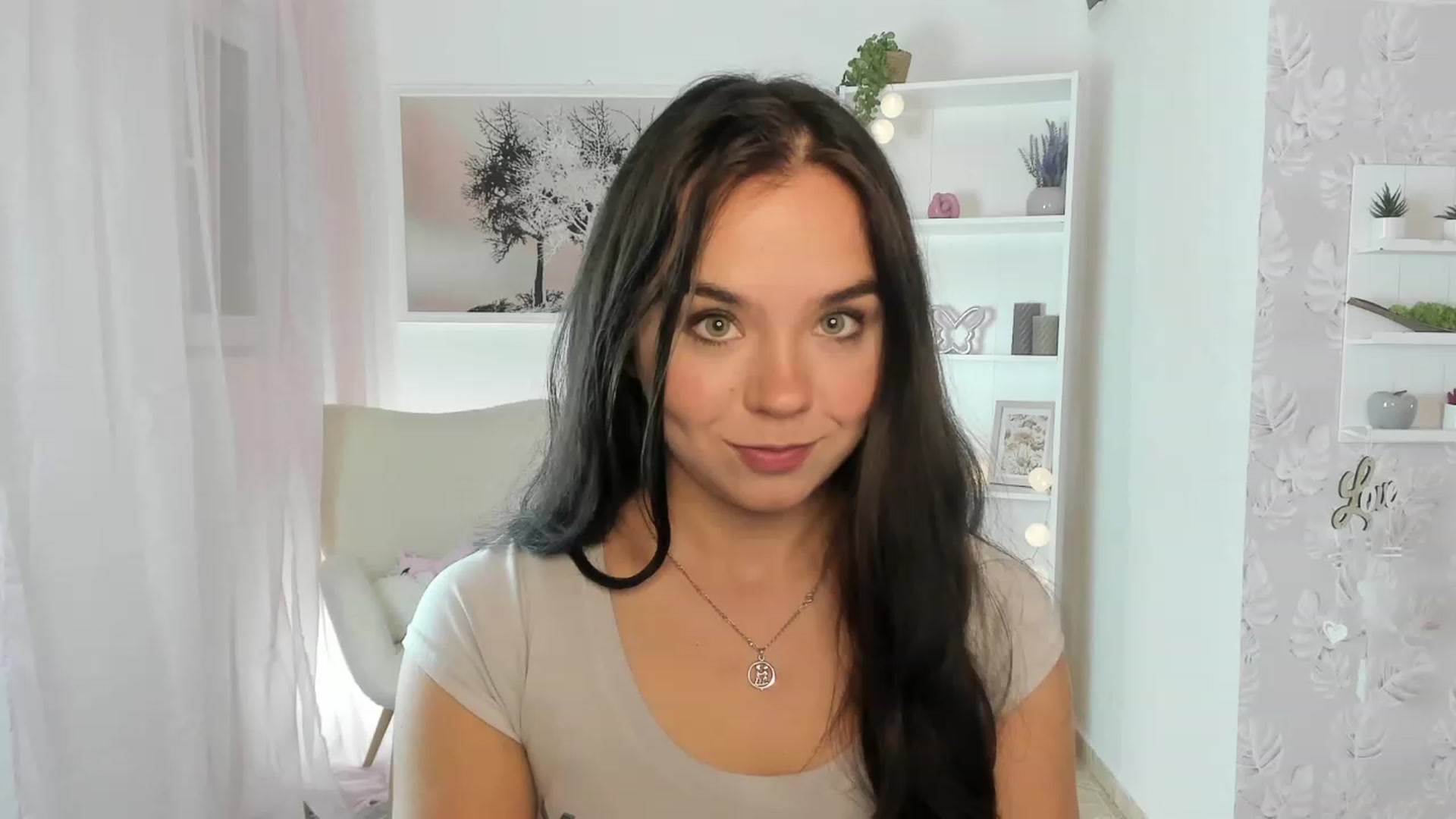 Gallery image thumbnail from Katie_Nice's myfreecams stream on, 08/12/2023, 10:03 image 6 of 20